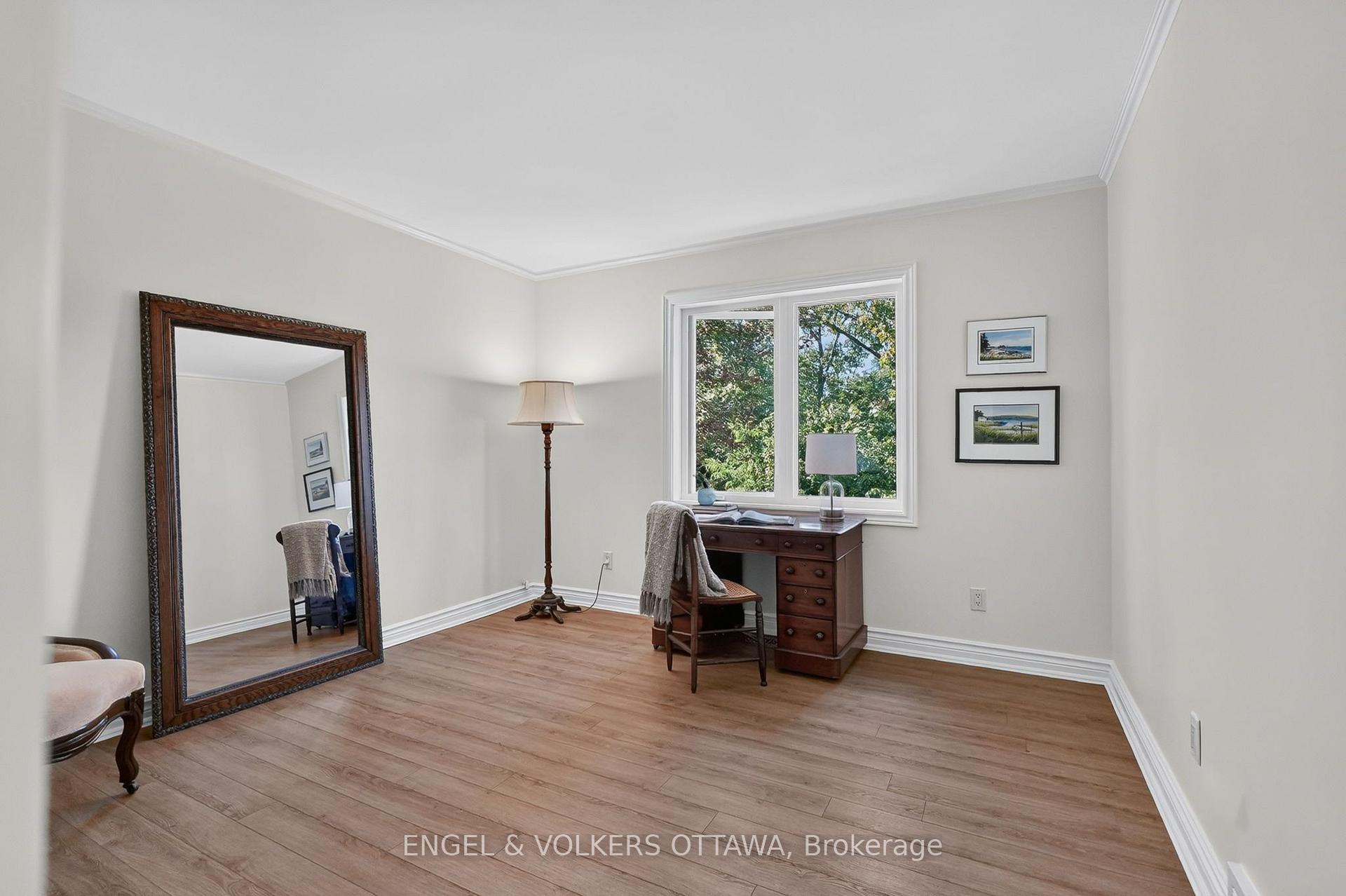 Photo 23 of Unit 7, 55 Whitemarl Drive, Ottawa, Rockcliffe — HOMEH