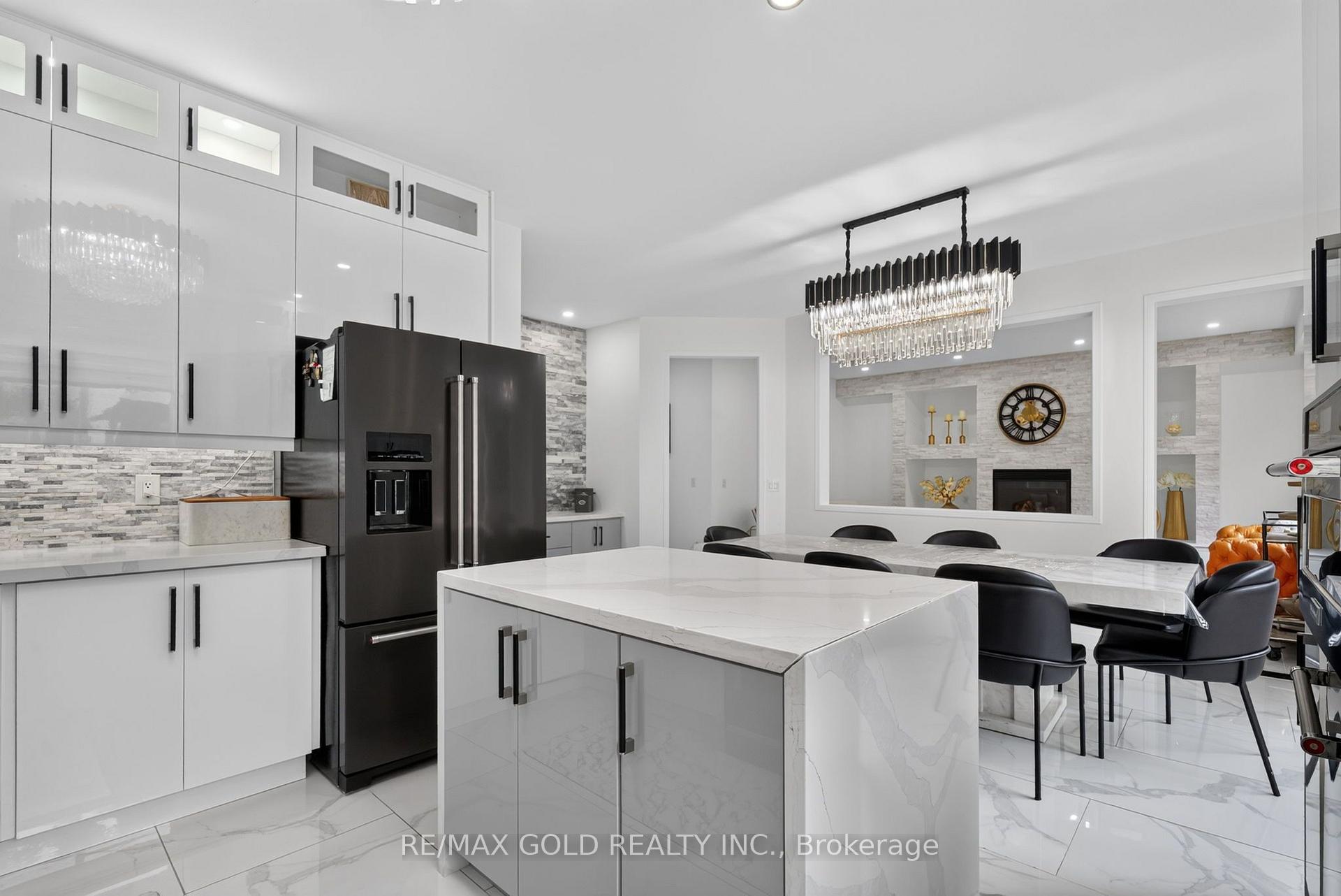 Photo 20 of 94 Twin Streams Road, Whitby, Williamsburg — HOMEH