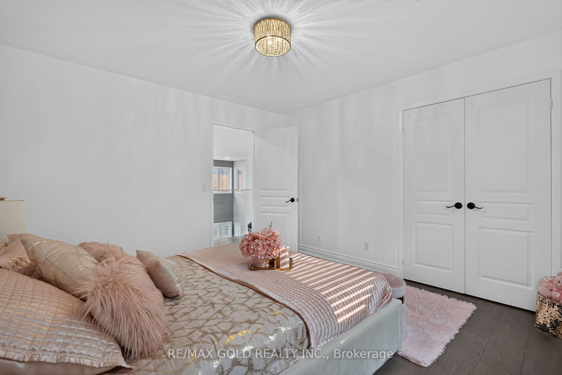 Photo 31 of 94 Twin Streams Road, Whitby, Williamsburg — HOMEH