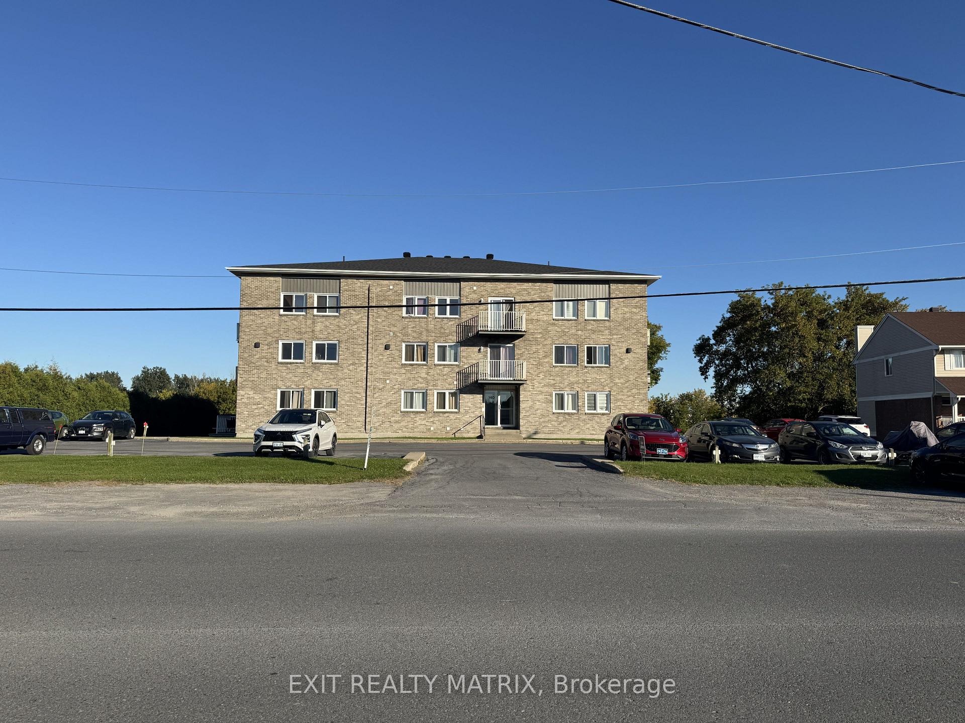 Photo of Unit 14, 140 Laurier Street