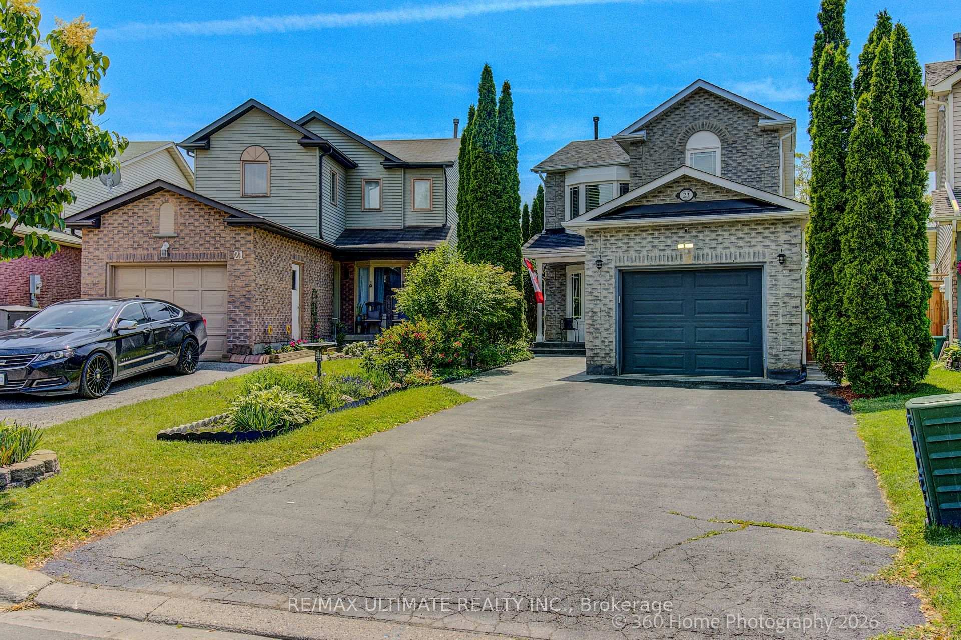 Photo 2 of 23 Windham Crescent, Clarington, Courtice — HOMEH