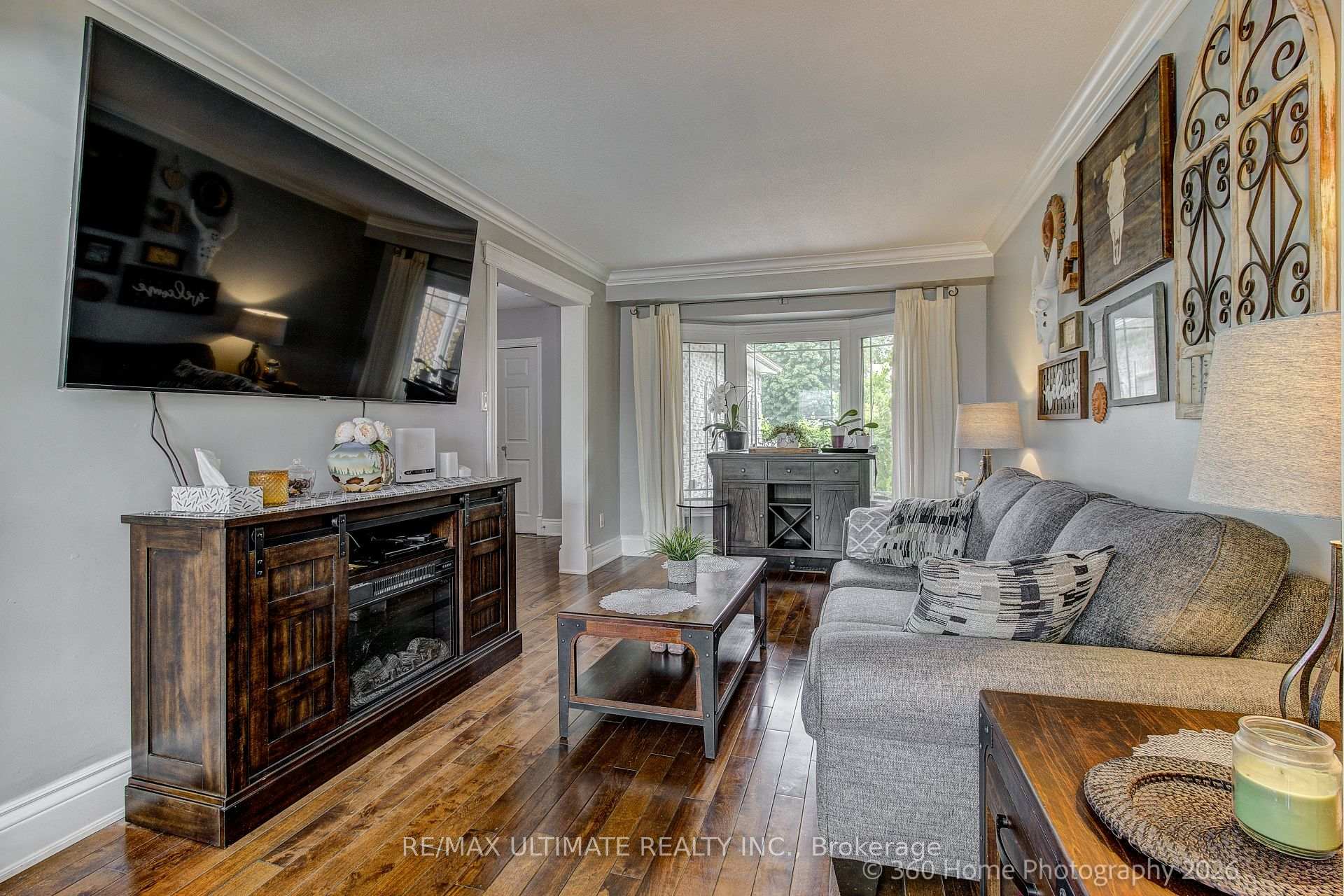 Photo 9 of 23 Windham Crescent, Clarington, Courtice — HOMEH