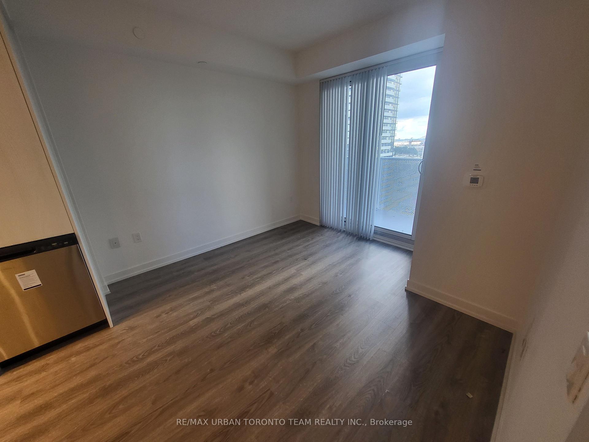 Photo 7 of Unit 2002, 195 Commerce Street, Vaughan, Vaughan Corporate Centre — HOMEH