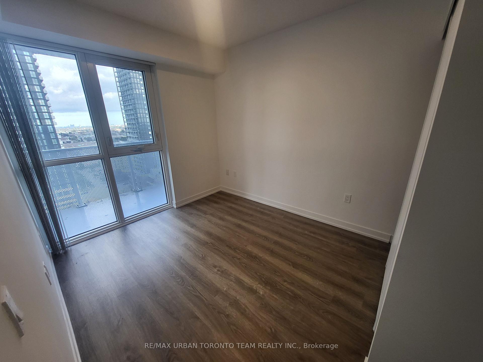 Photo 9 of Unit 2002, 195 Commerce Street, Vaughan, Vaughan Corporate Centre — HOMEH