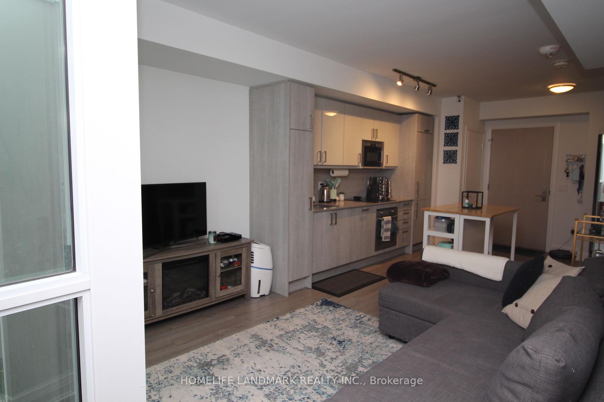Photo 6 of Unit 610, 77 Mutual Street, Toronto, Church-Yonge Corridor — HOMEH