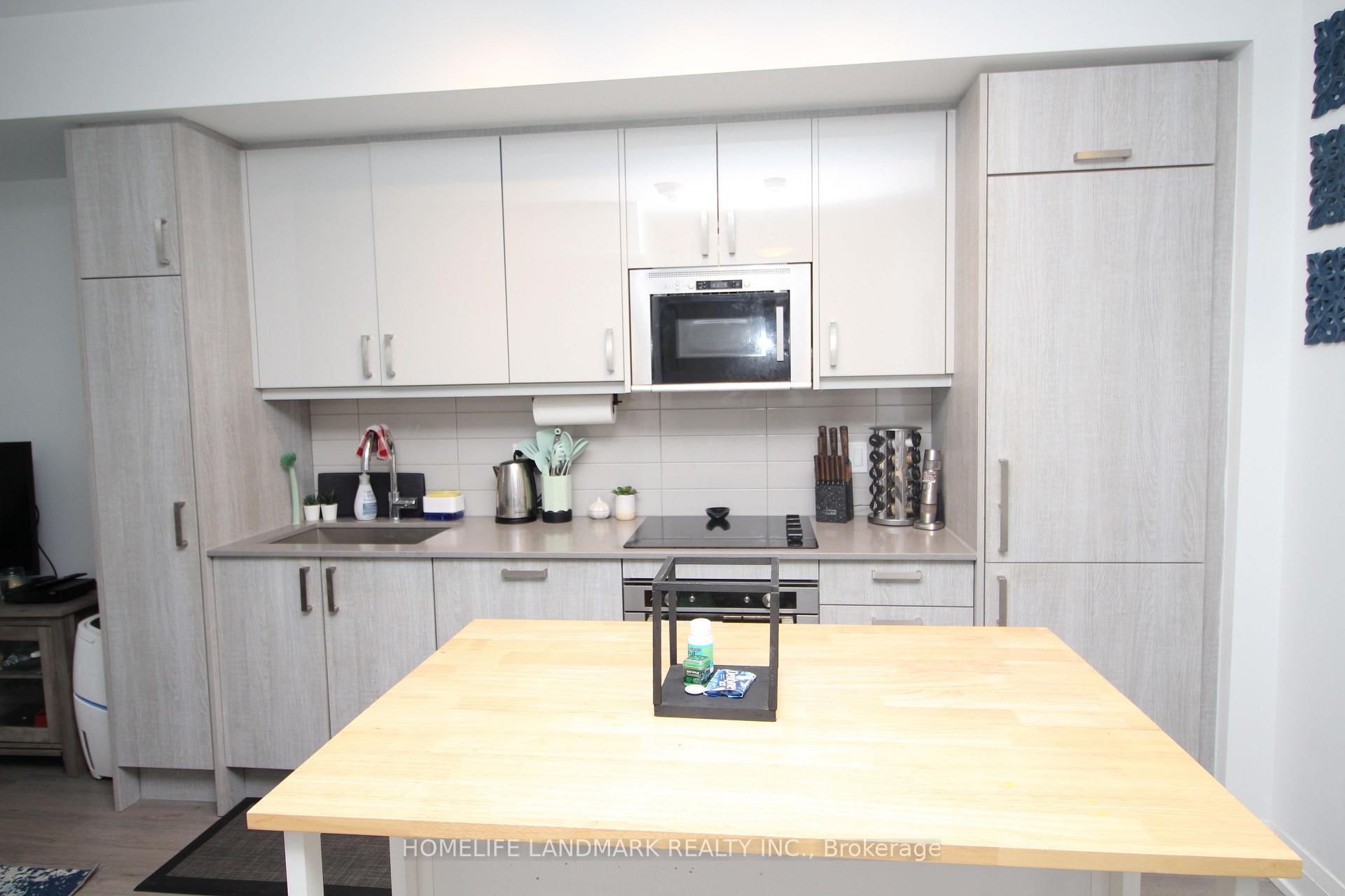 Photo 7 of Unit 610, 77 Mutual Street, Toronto, Church-Yonge Corridor — HOMEH