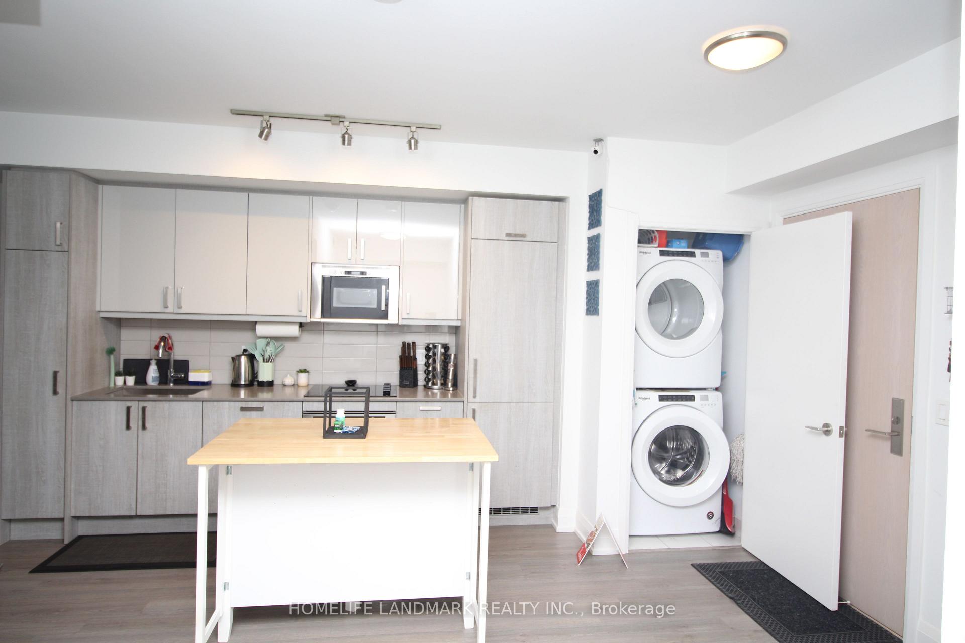 Photo 8 of Unit 610, 77 Mutual Street, Toronto, Church-Yonge Corridor — HOMEH