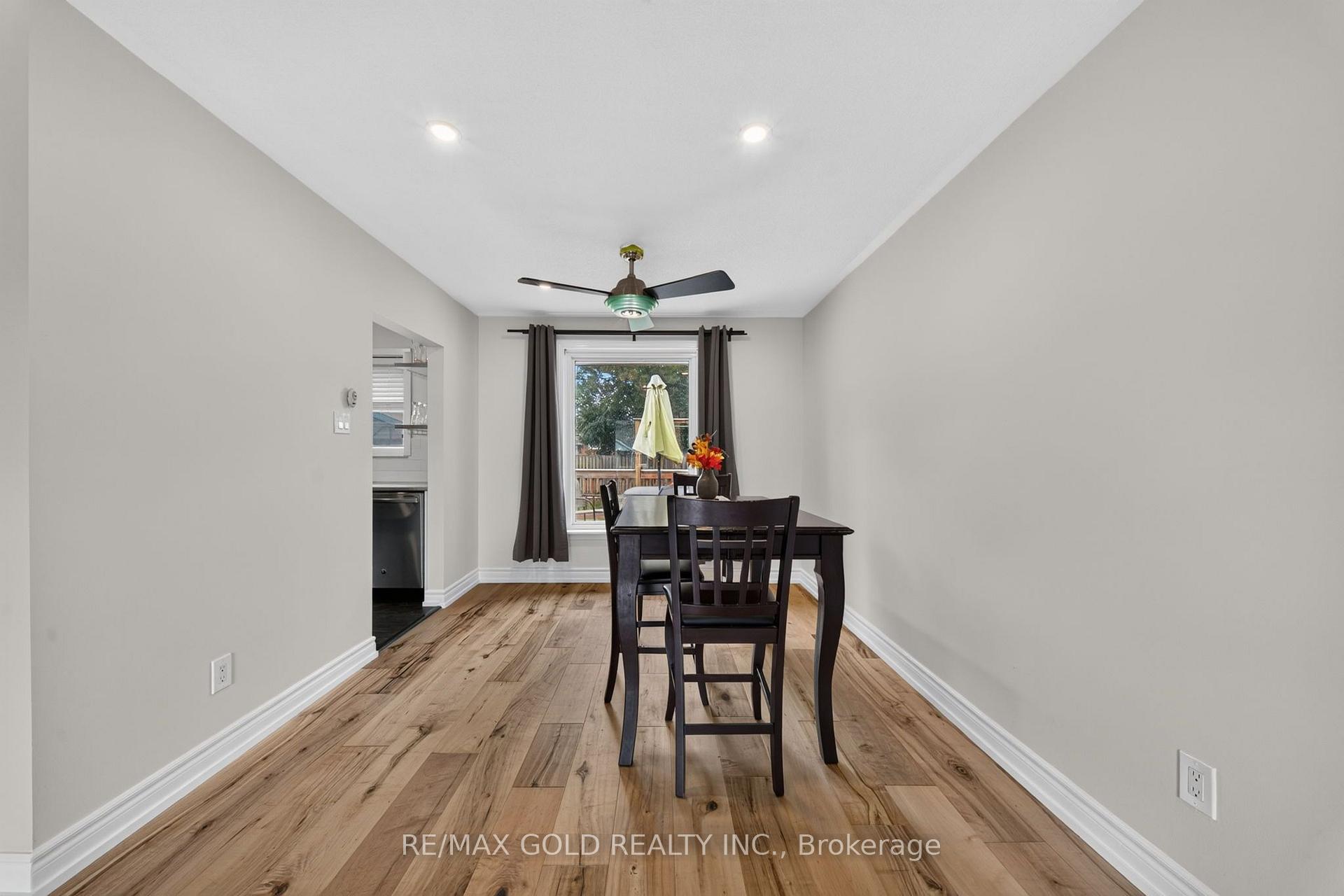 Photo 8 of 12 Alexandria Crescent, Brampton, Avondale — HOMEH
