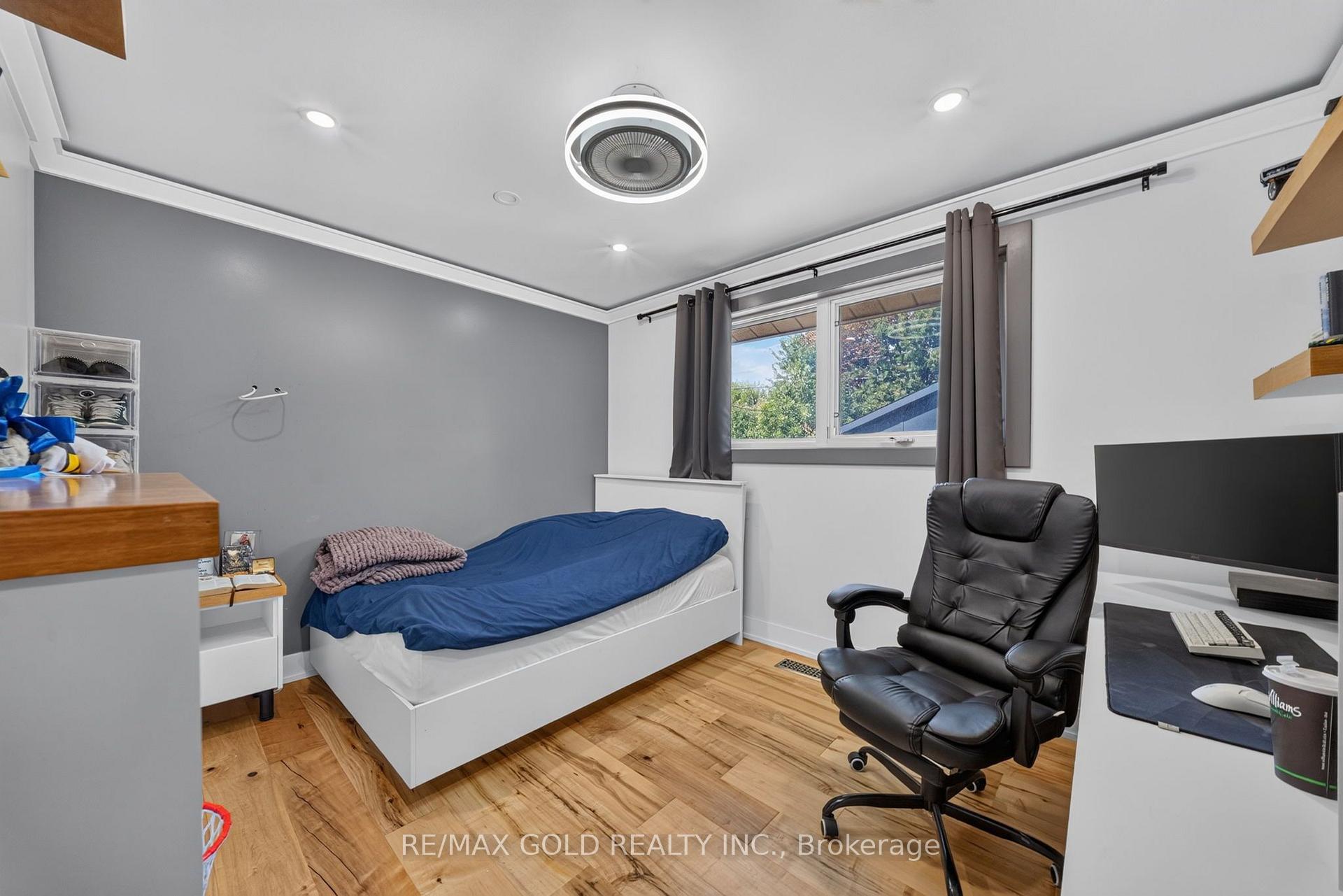 Photo 24 of 12 Alexandria Crescent, Brampton, Avondale — HOMEH
