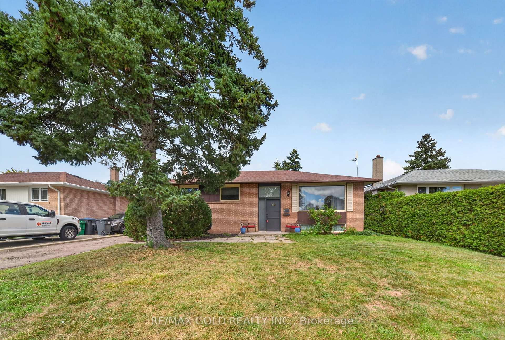 Photo 43 of 12 Alexandria Crescent, Brampton, Avondale — HOMEH