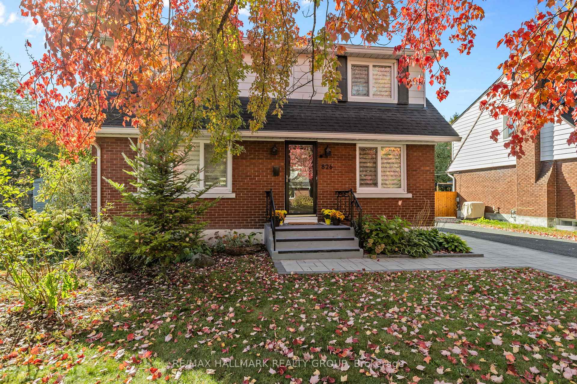Photo 1 of 826 Colson Avenue, Ottawa, Elmvale Acres — HOMEH