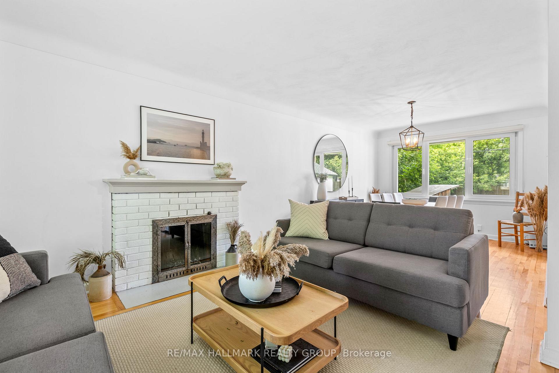 Photo 11 of 826 Colson Avenue, Ottawa, Elmvale Acres — HOMEH