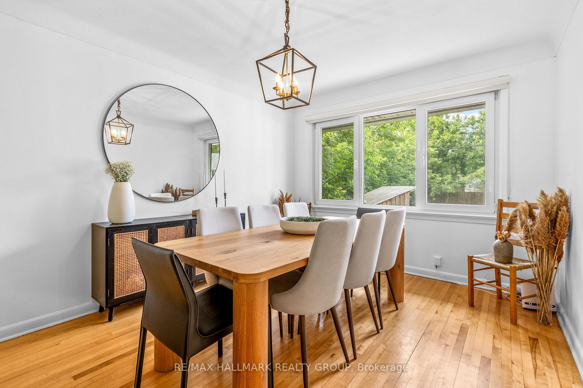 Photo 14 of 826 Colson Avenue, Ottawa, Elmvale Acres — HOMEH