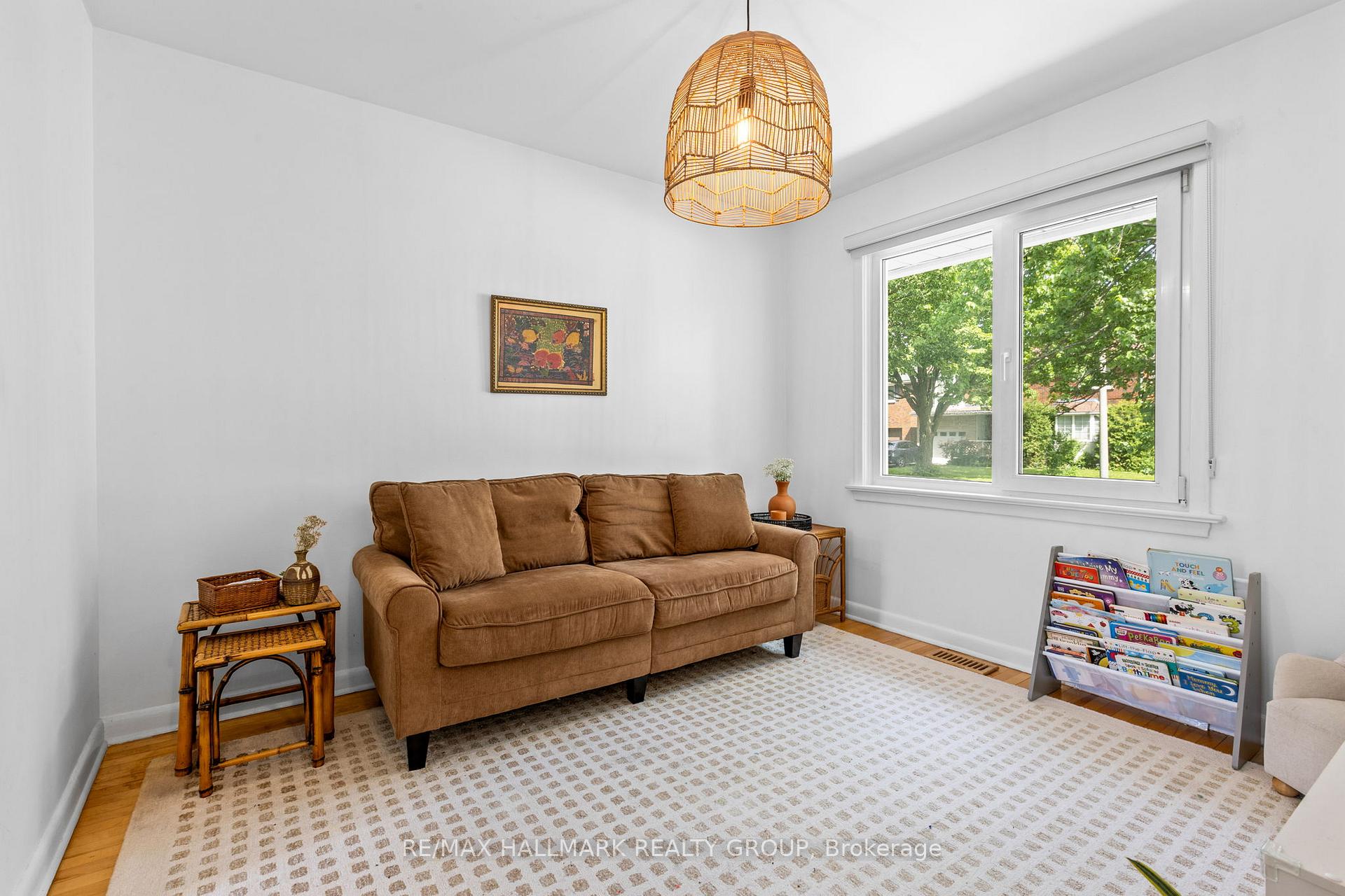 Photo 16 of 826 Colson Avenue, Ottawa, Elmvale Acres — HOMEH