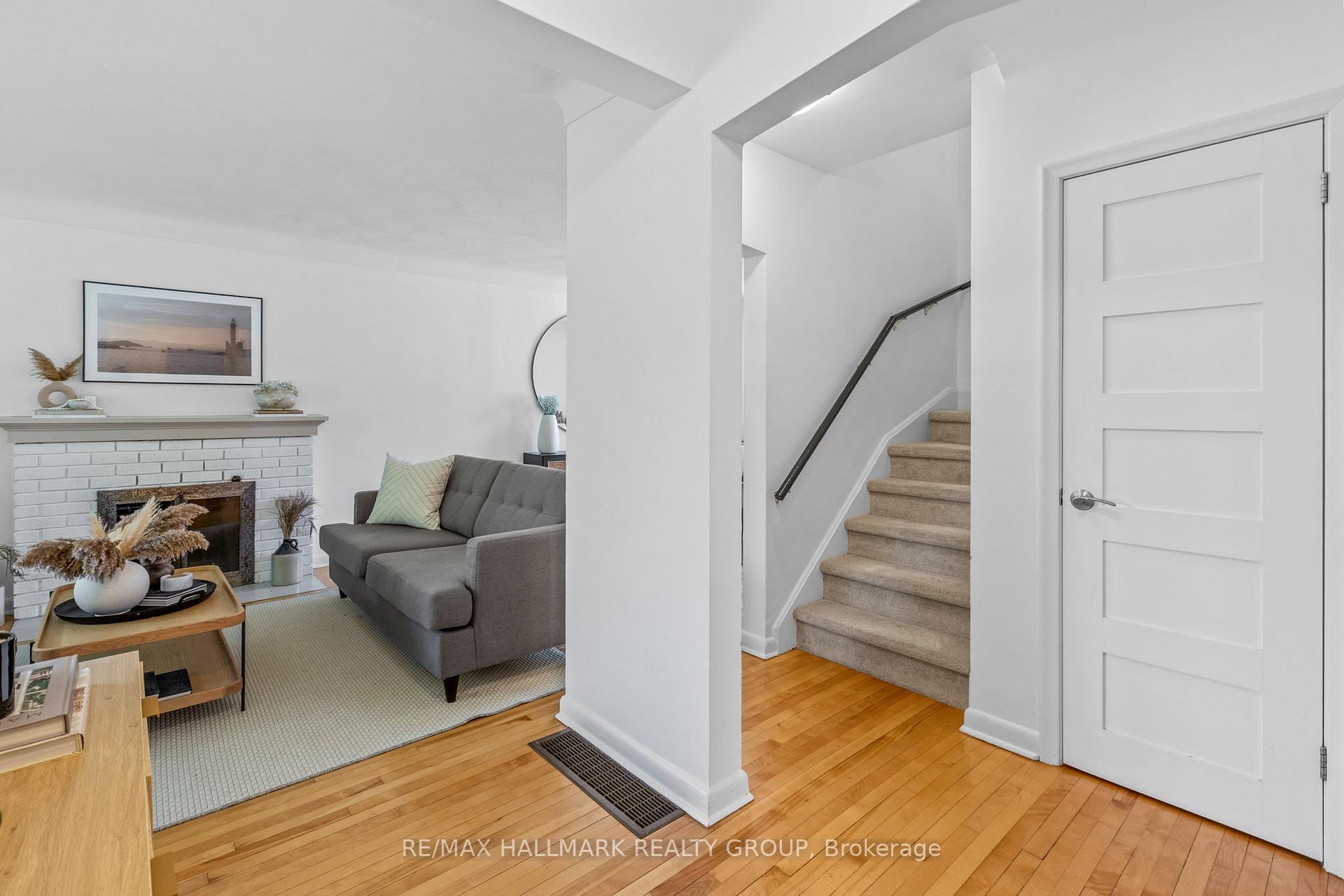 Photo 21 of 826 Colson Avenue, Ottawa, Elmvale Acres — HOMEH