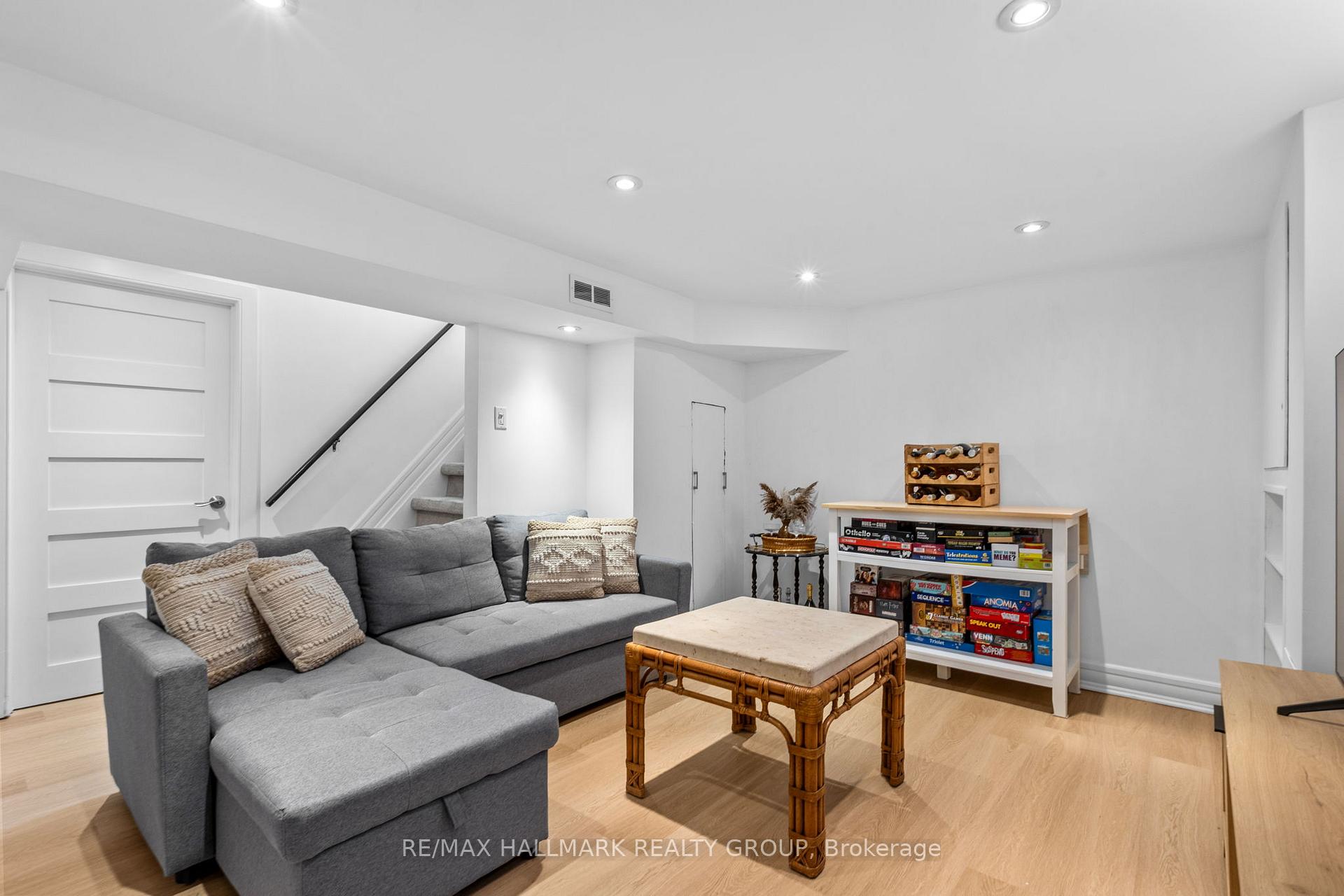 Photo 32 of 826 Colson Avenue, Ottawa, Elmvale Acres — HOMEH