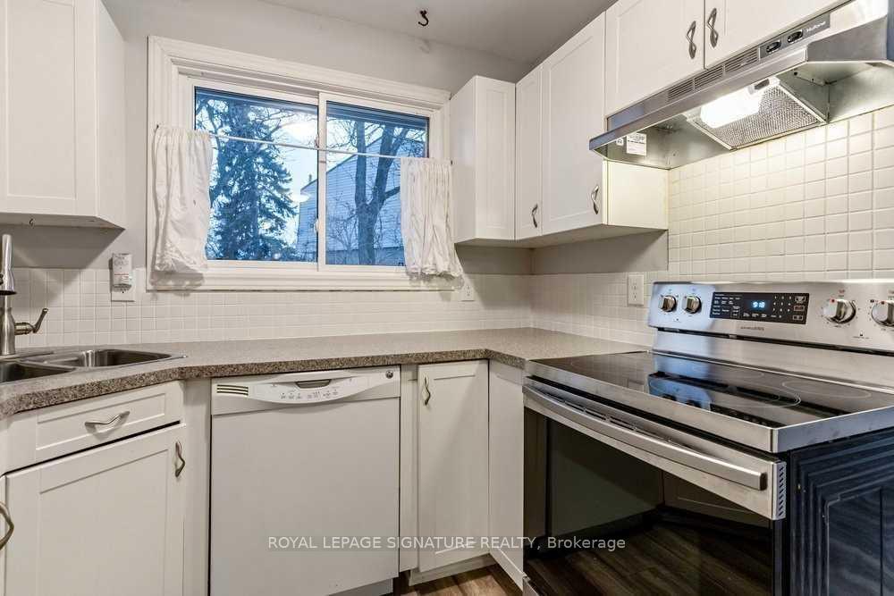 Photo 8 of Unit 5, 46 Mountainview Road S, Halton Hills, Georgetown — HOMEH