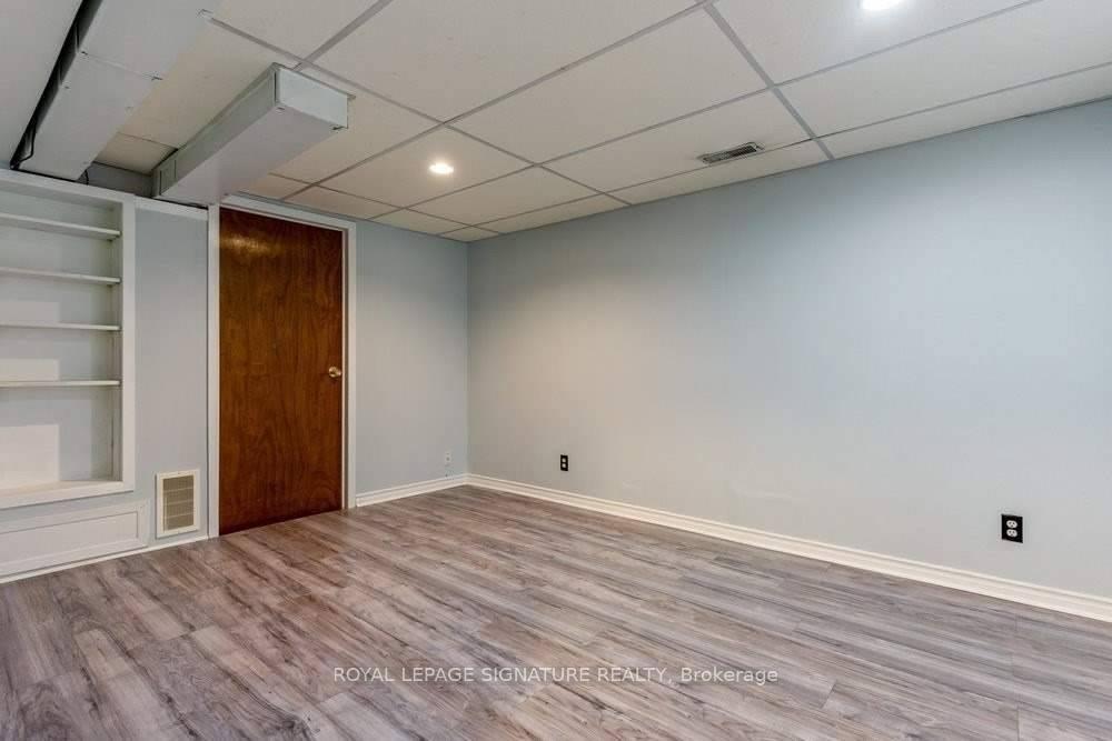 Photo 17 of Unit 5, 46 Mountainview Road S, Halton Hills, Georgetown — HOMEH