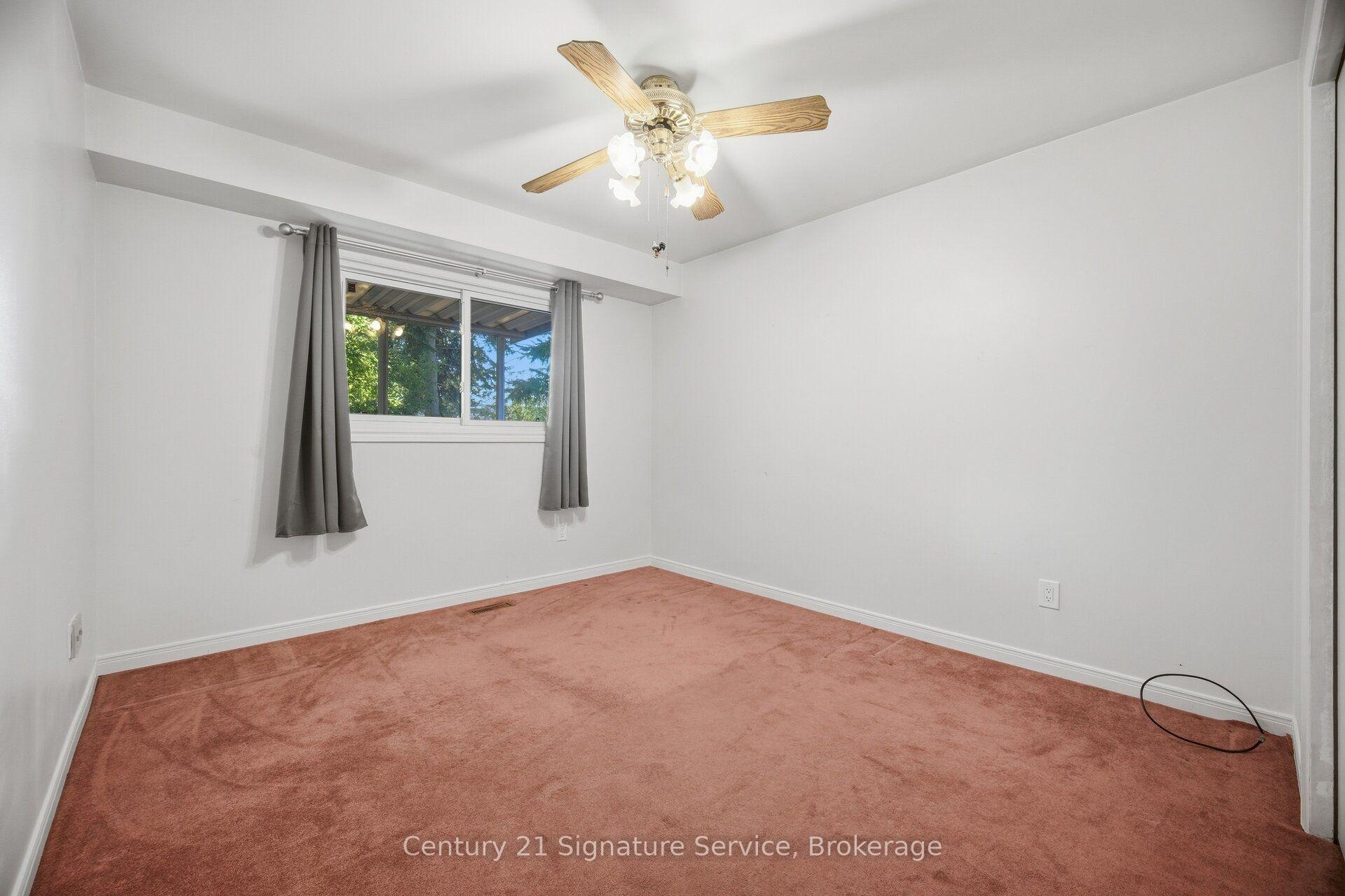 Photo 28 of 1166 Grand Boulevard, Oakville, Falgarwood — HOMEH