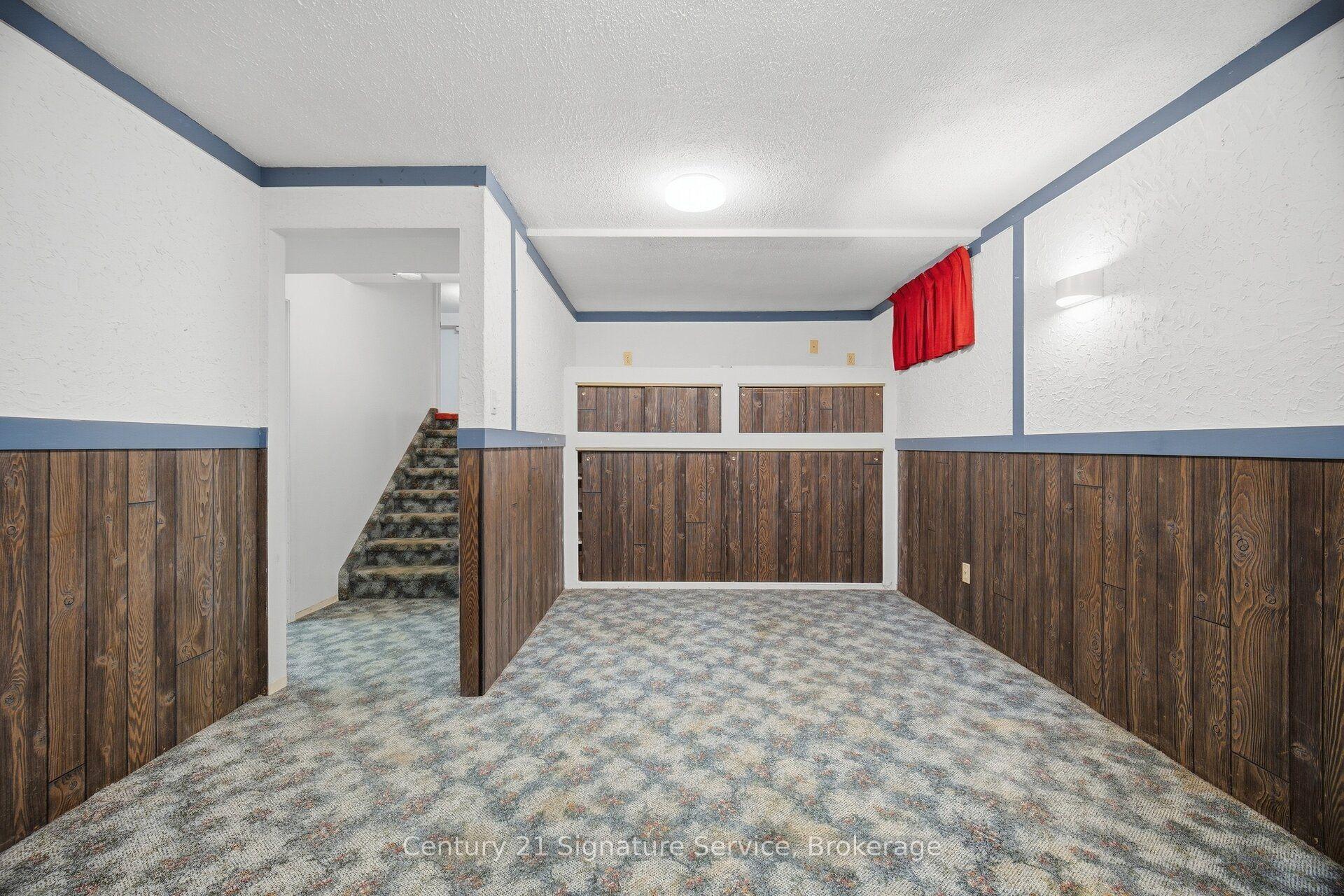 Photo 46 of 1166 Grand Boulevard, Oakville, Falgarwood — HOMEH