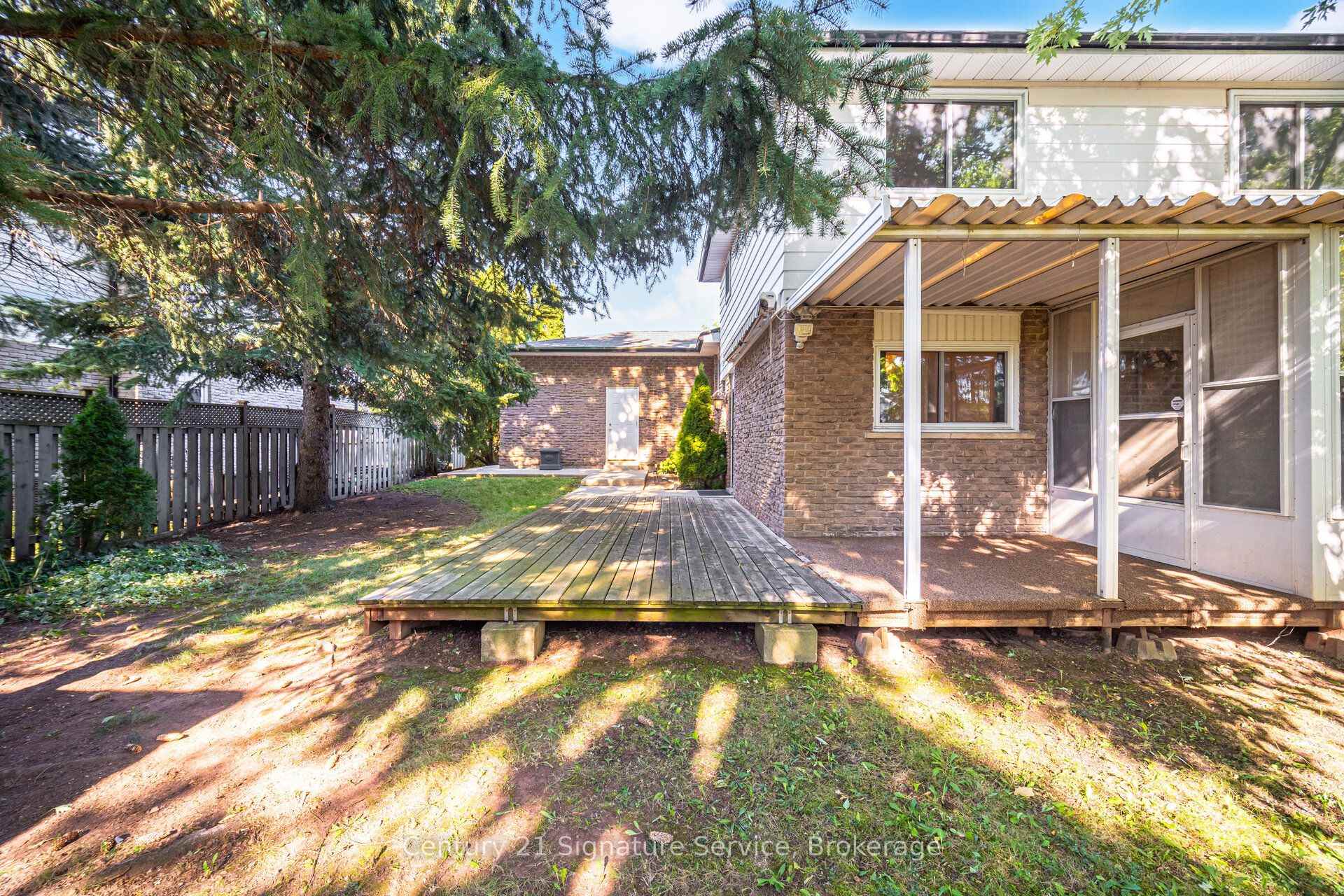 Photo 56 of 1166 Grand Boulevard, Oakville, Falgarwood — HOMEH