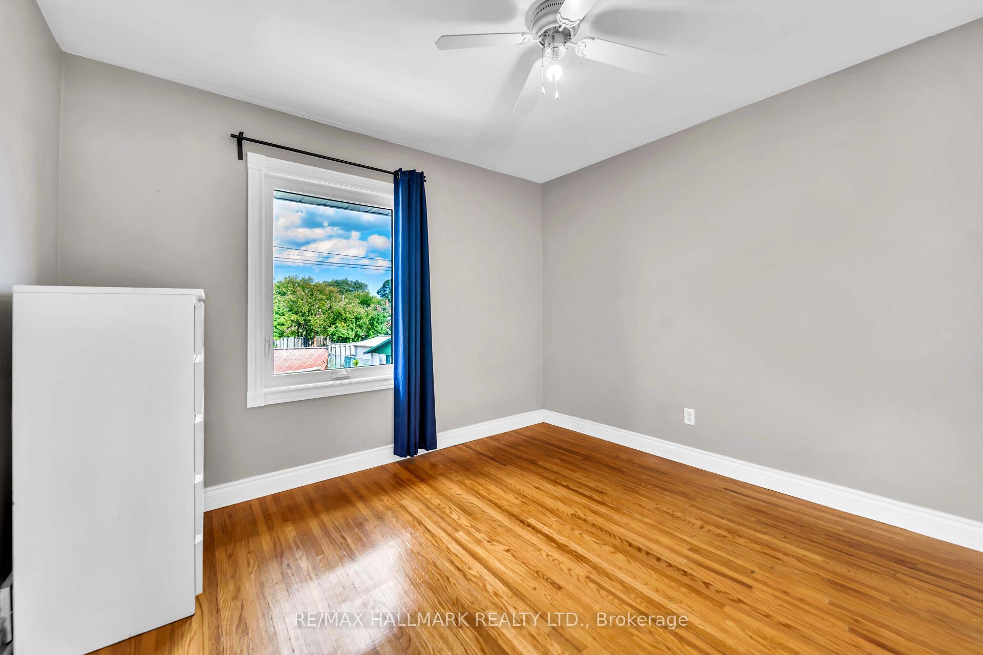 Photo 14 of 1557 Pharmacy Avenue, Scarborough, Wexford-Maryvale — HOMEH