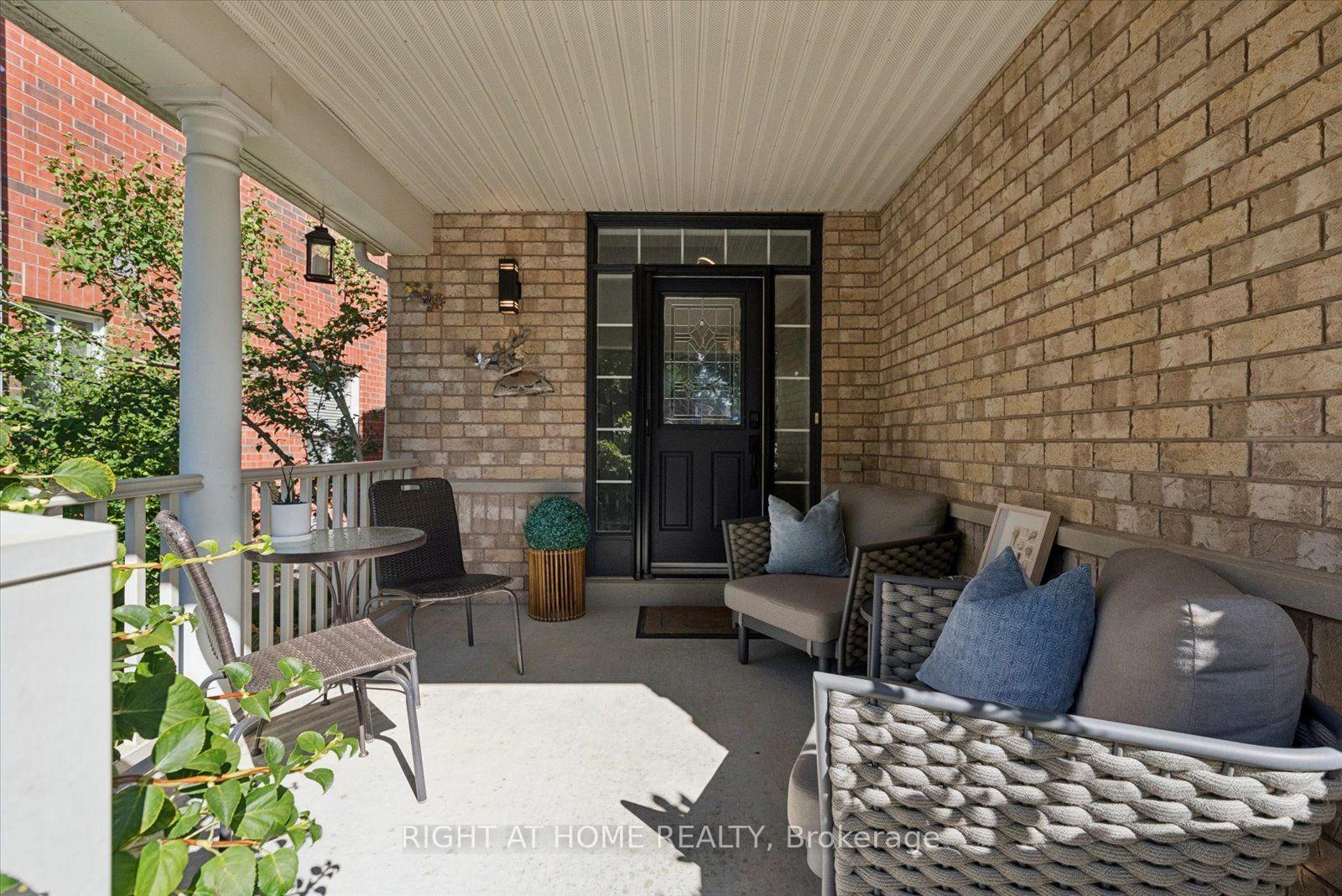 Photo 4 of 77 Shoniker Drive, Newmarket, Summerhill Estates — HOMEH