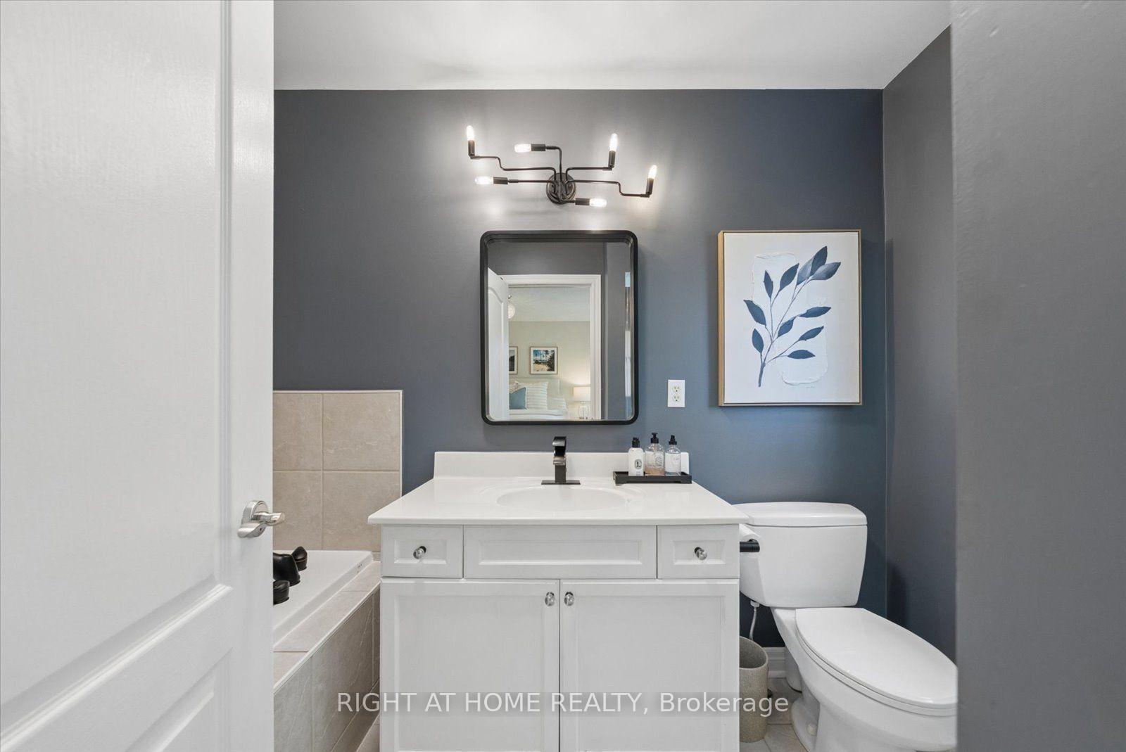 Photo 23 of 77 Shoniker Drive, Newmarket, Summerhill Estates — HOMEH