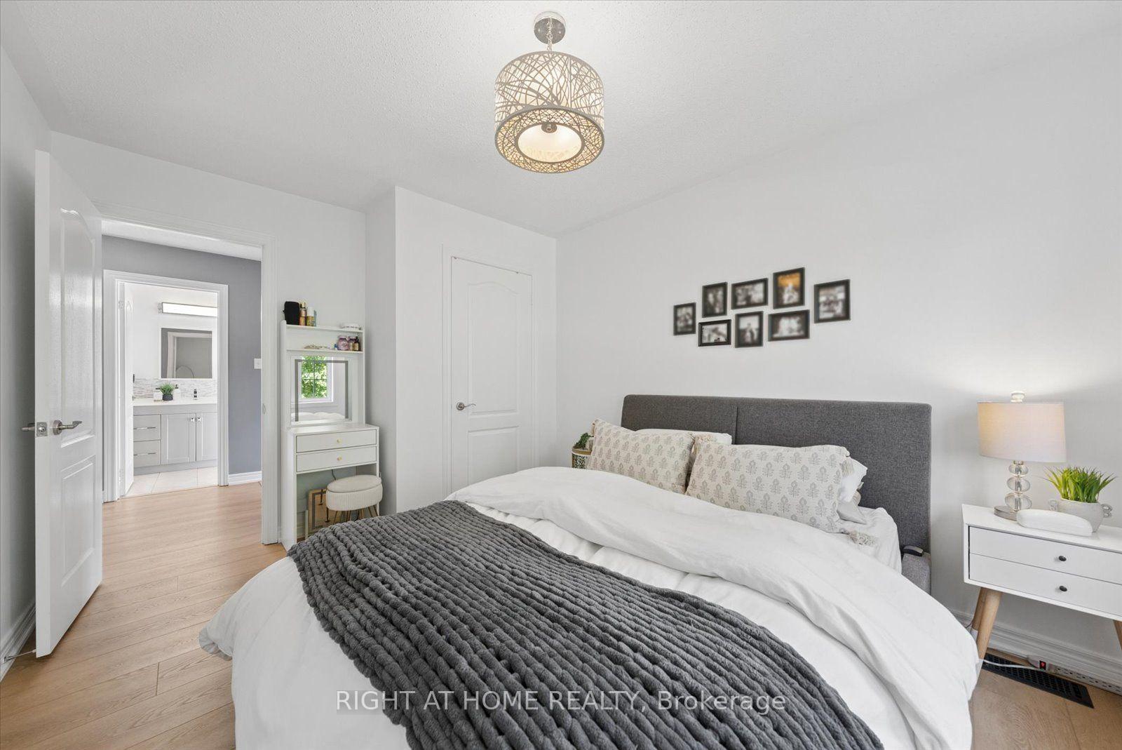 Photo 31 of 77 Shoniker Drive, Newmarket, Summerhill Estates — HOMEH