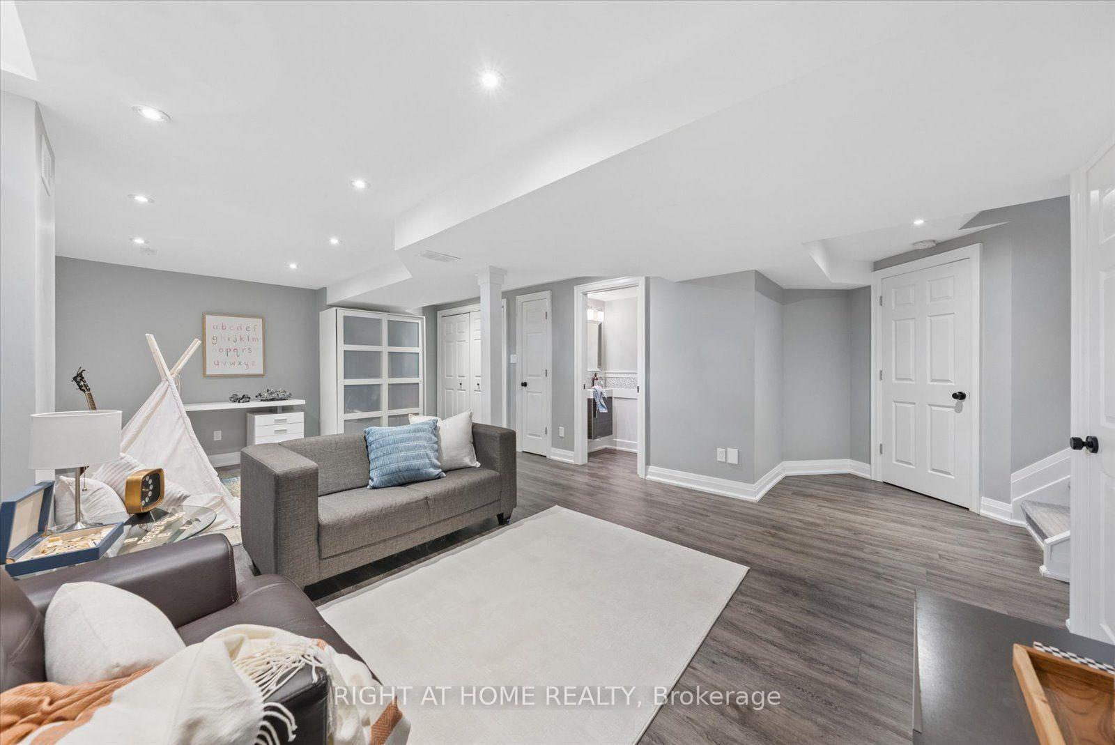 Photo 36 of 77 Shoniker Drive, Newmarket, Summerhill Estates — HOMEH