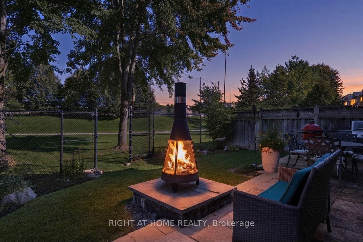 Photo 41 of 77 Shoniker Drive, Newmarket, Summerhill Estates — HOMEH