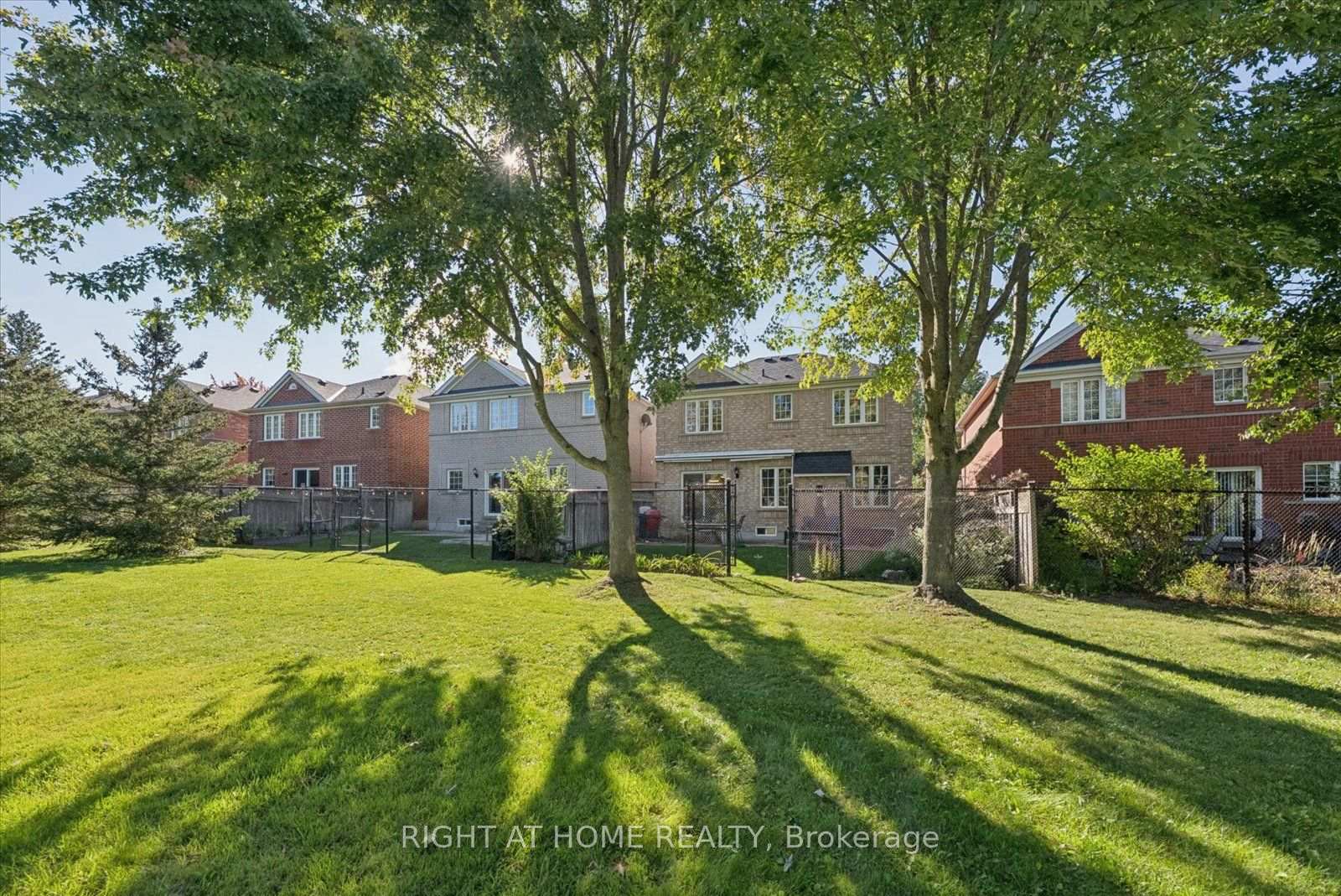 Photo 48 of 77 Shoniker Drive, Newmarket, Summerhill Estates — HOMEH