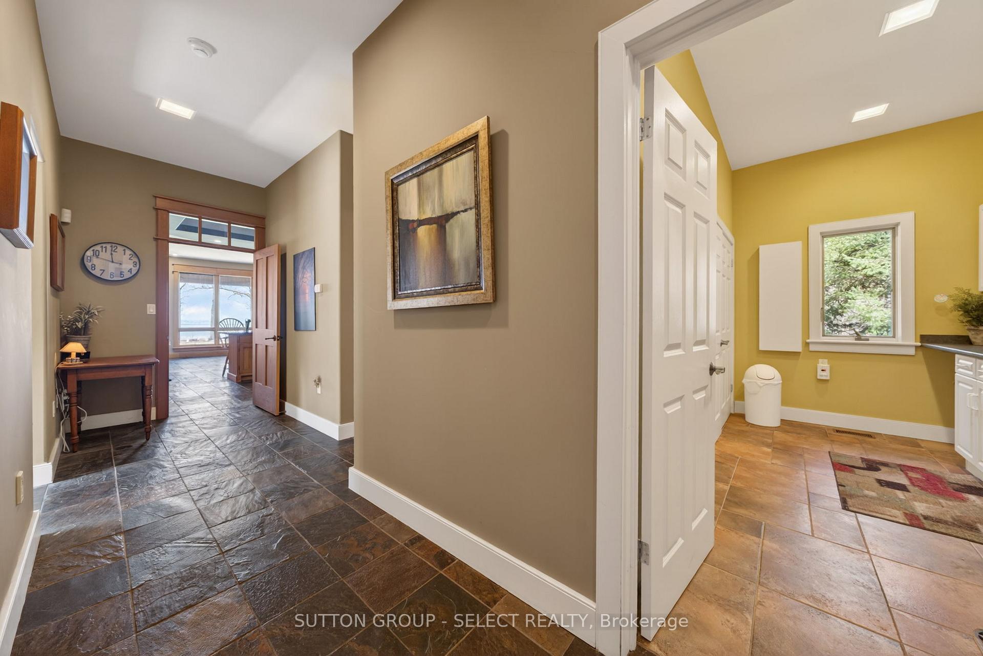 Photo 26 of 4544 Lakeshore Road, Plympton-Wyoming, Plympton Wyoming — HOMEH