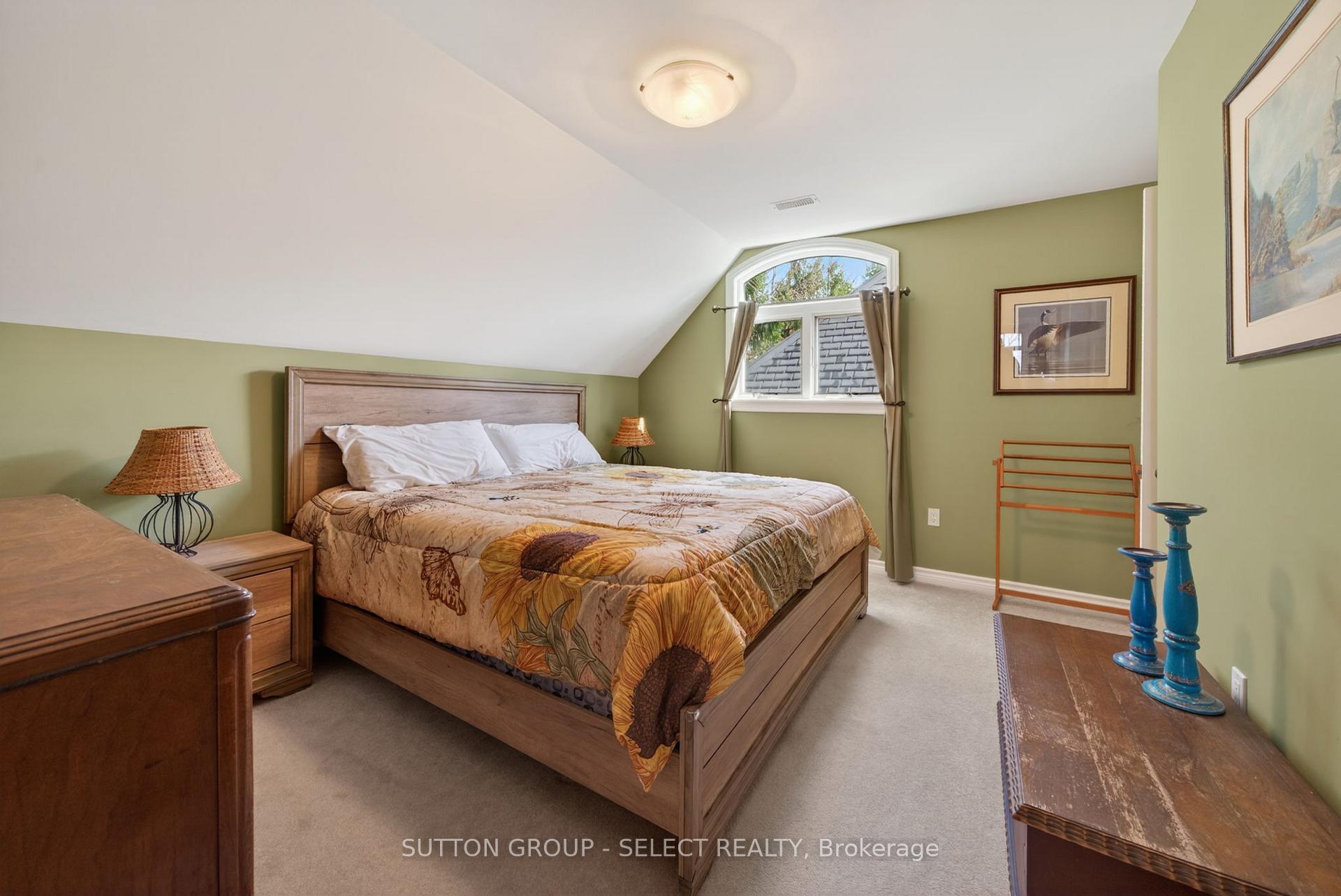 Photo 29 of 4544 Lakeshore Road, Plympton-Wyoming, Plympton Wyoming — HOMEH