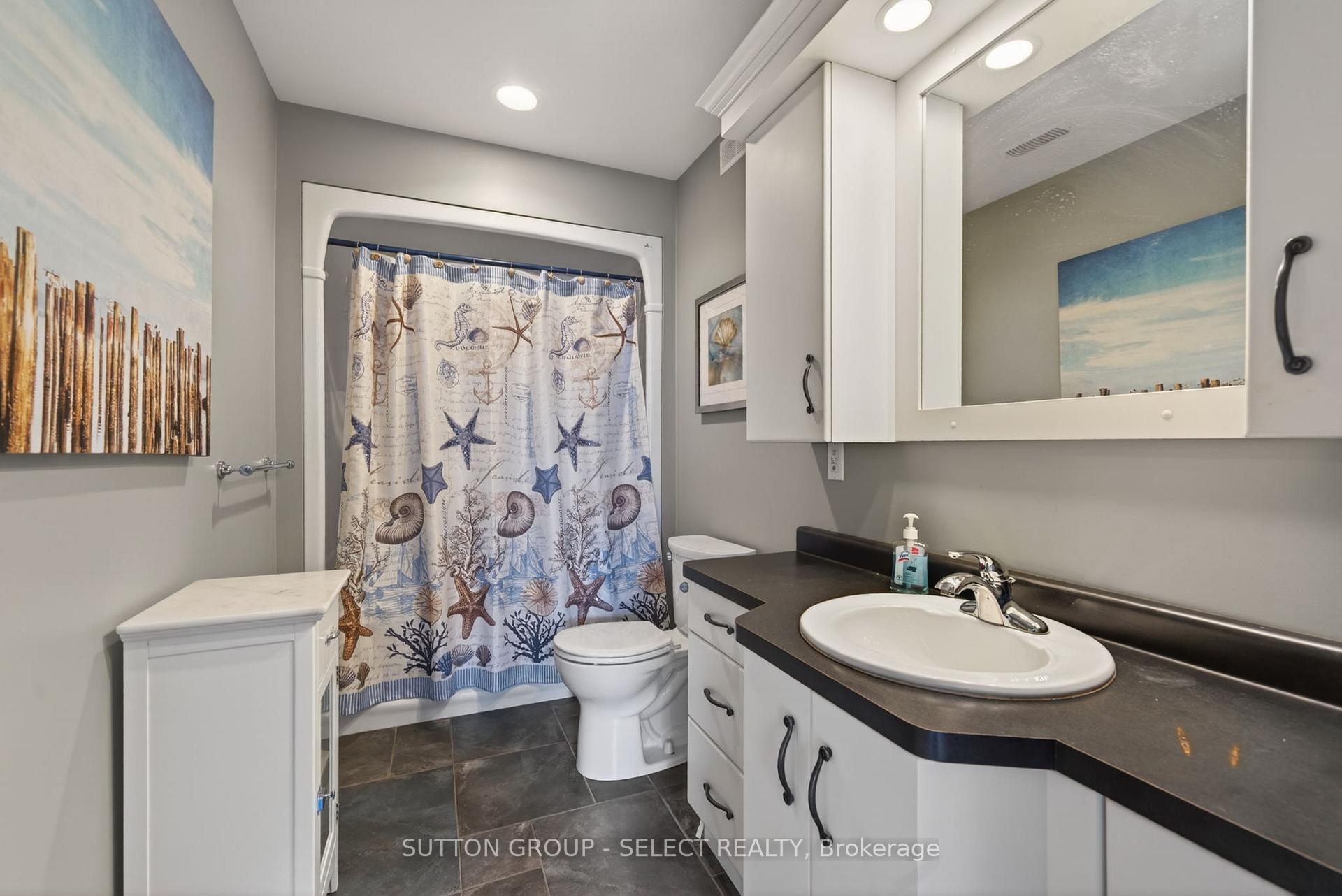 Photo 30 of 4544 Lakeshore Road, Plympton-Wyoming, Plympton Wyoming — HOMEH
