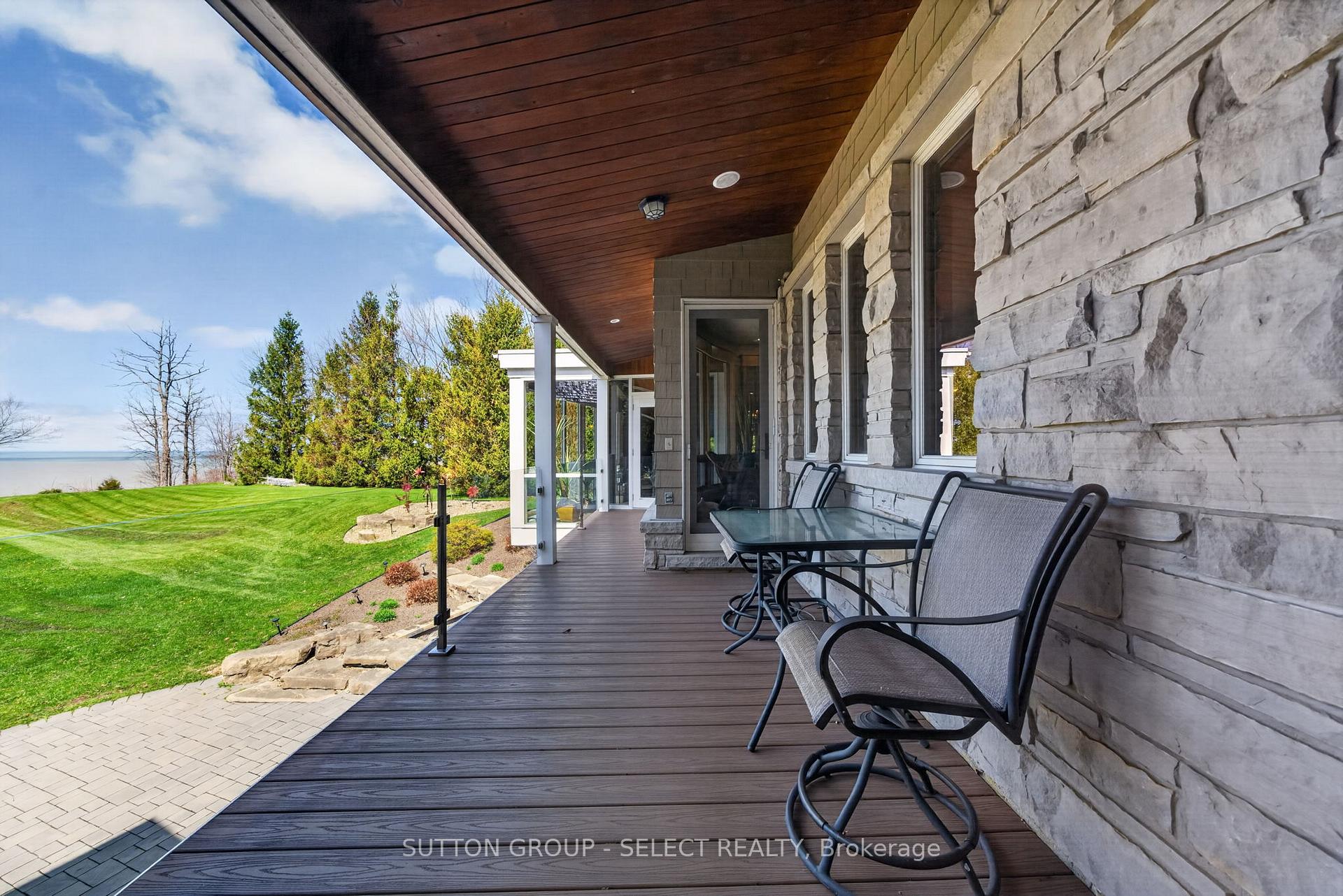 Photo 35 of 4544 Lakeshore Road, Plympton-Wyoming, Plympton Wyoming — HOMEH