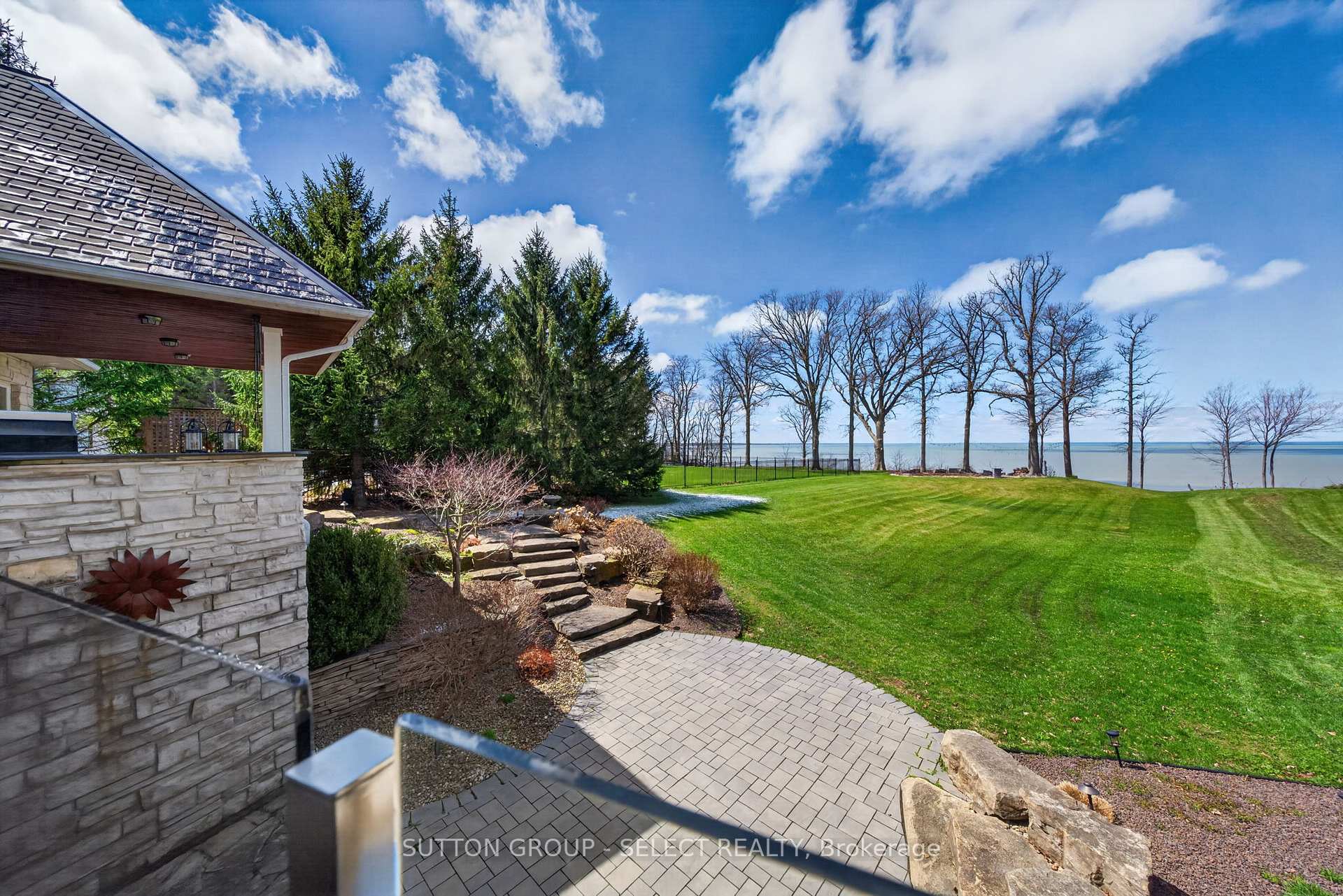 Photo 37 of 4544 Lakeshore Road, Plympton-Wyoming, Plympton Wyoming — HOMEH