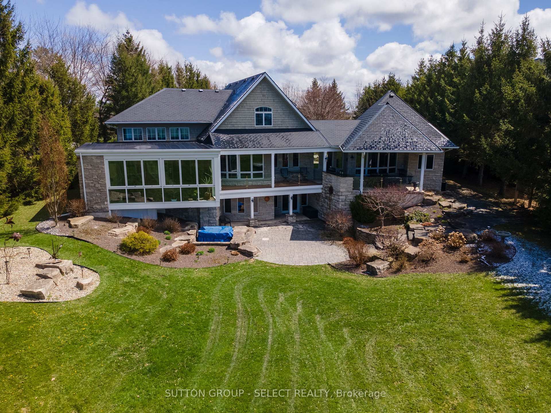 Photo 39 of 4544 Lakeshore Road, Plympton-Wyoming, Plympton Wyoming — HOMEH