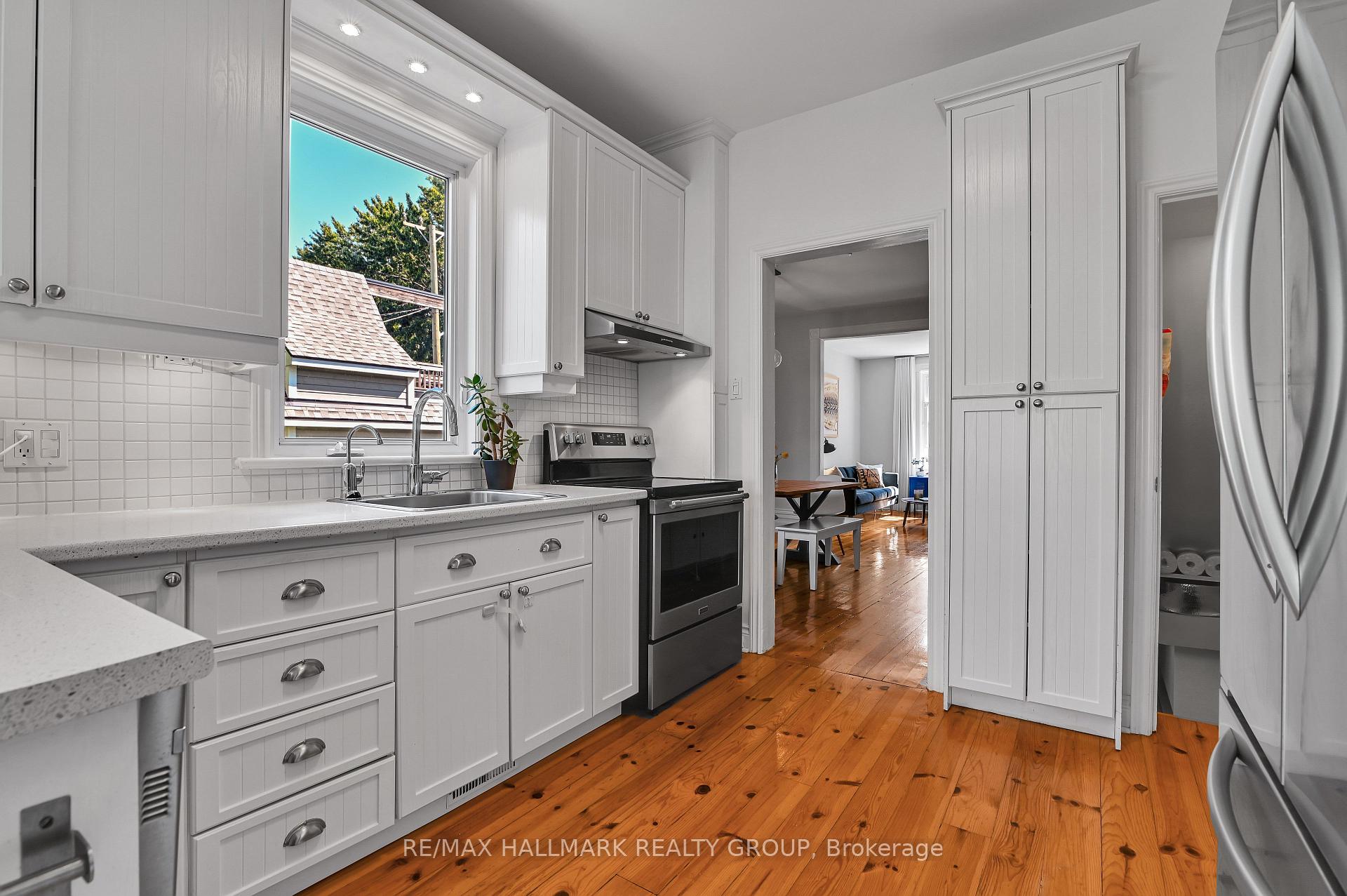 Photo 11 of 142 River Lane, Ottawa, New Edinburgh — HOMEH