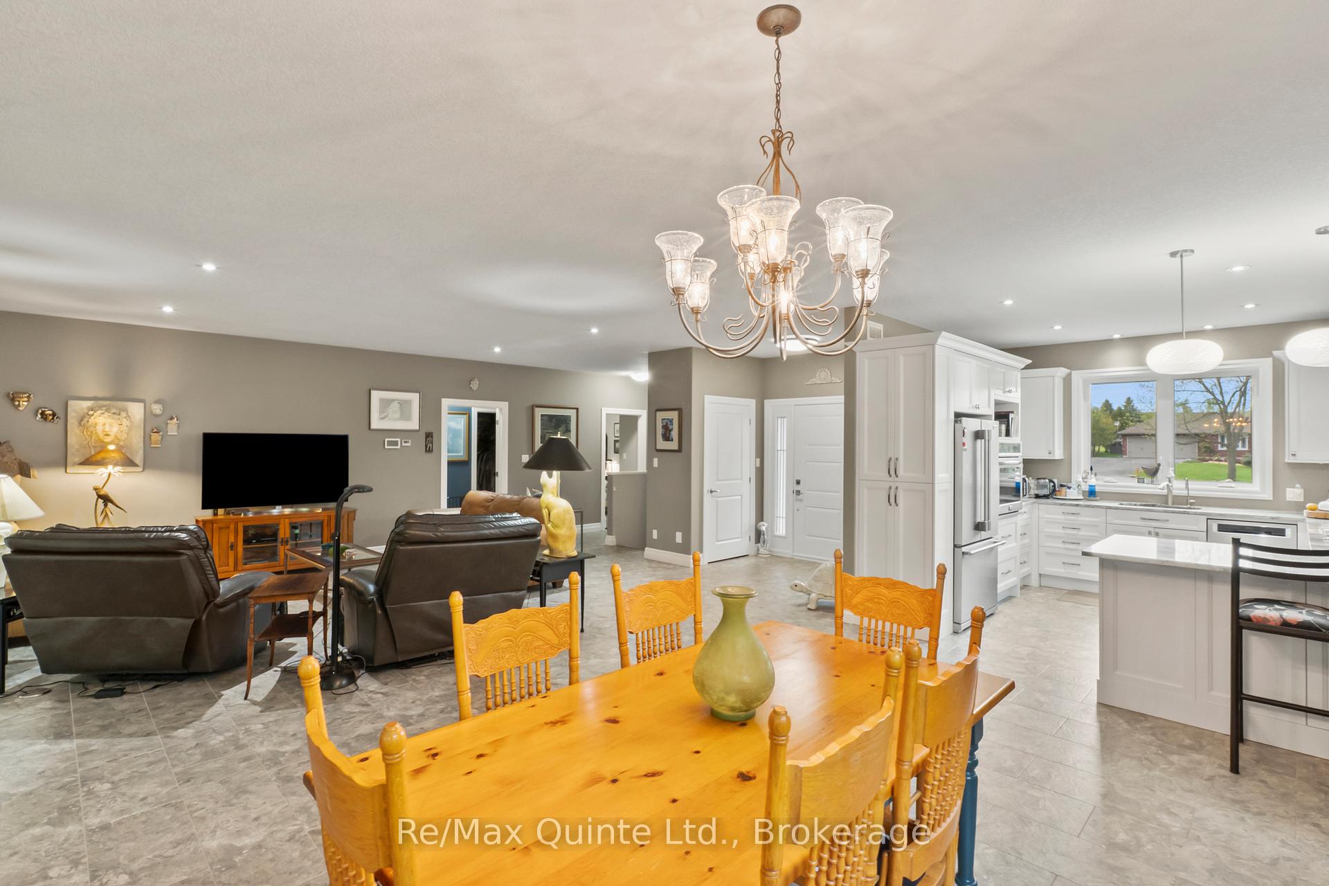 Photo 3 of 25 Powerline Road, Quinte West, Murray Ward — HOMEH