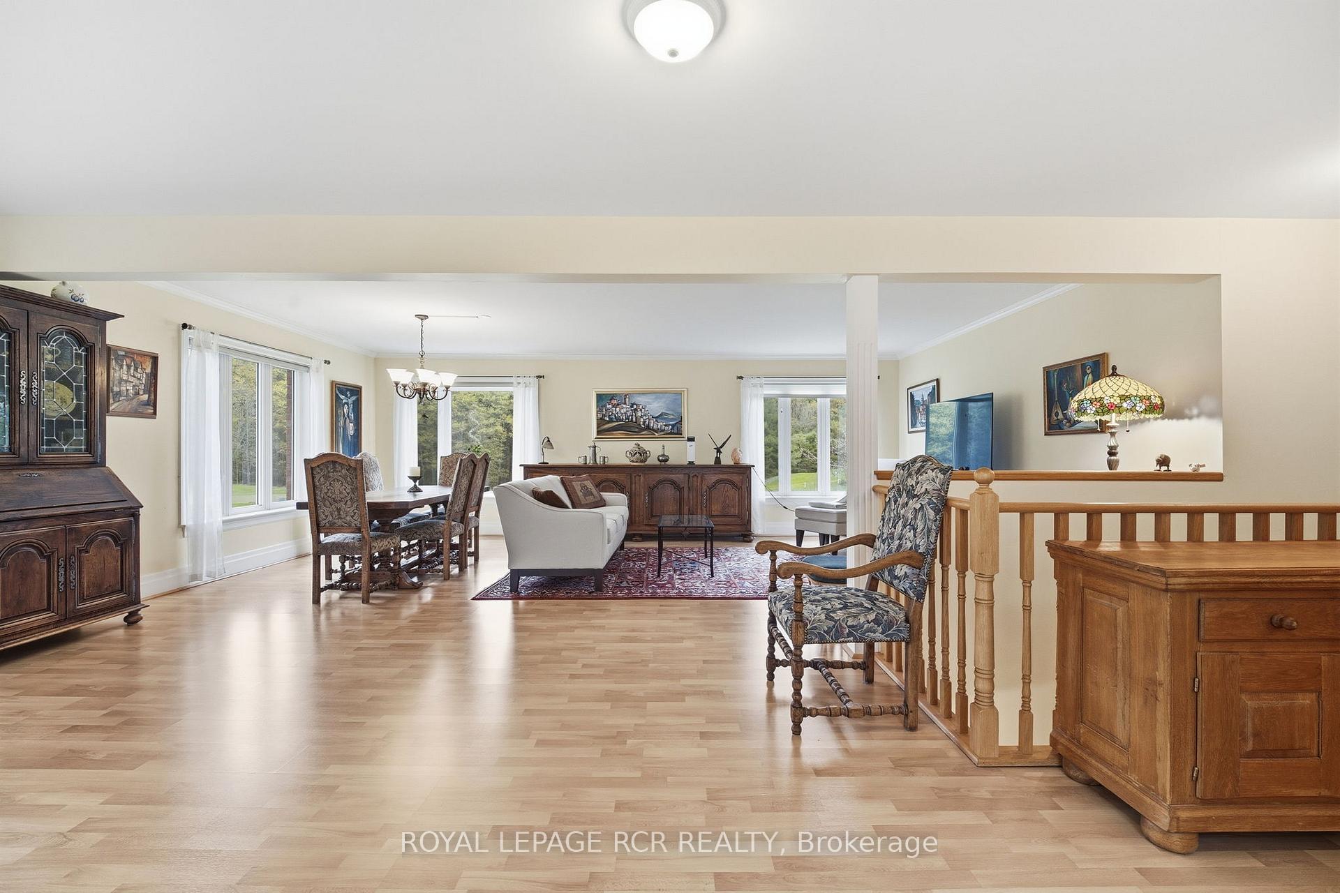 Photo 9 of Unit 1, 28 Reddington Drive, Caledon, Rural Caledon — HOMEH