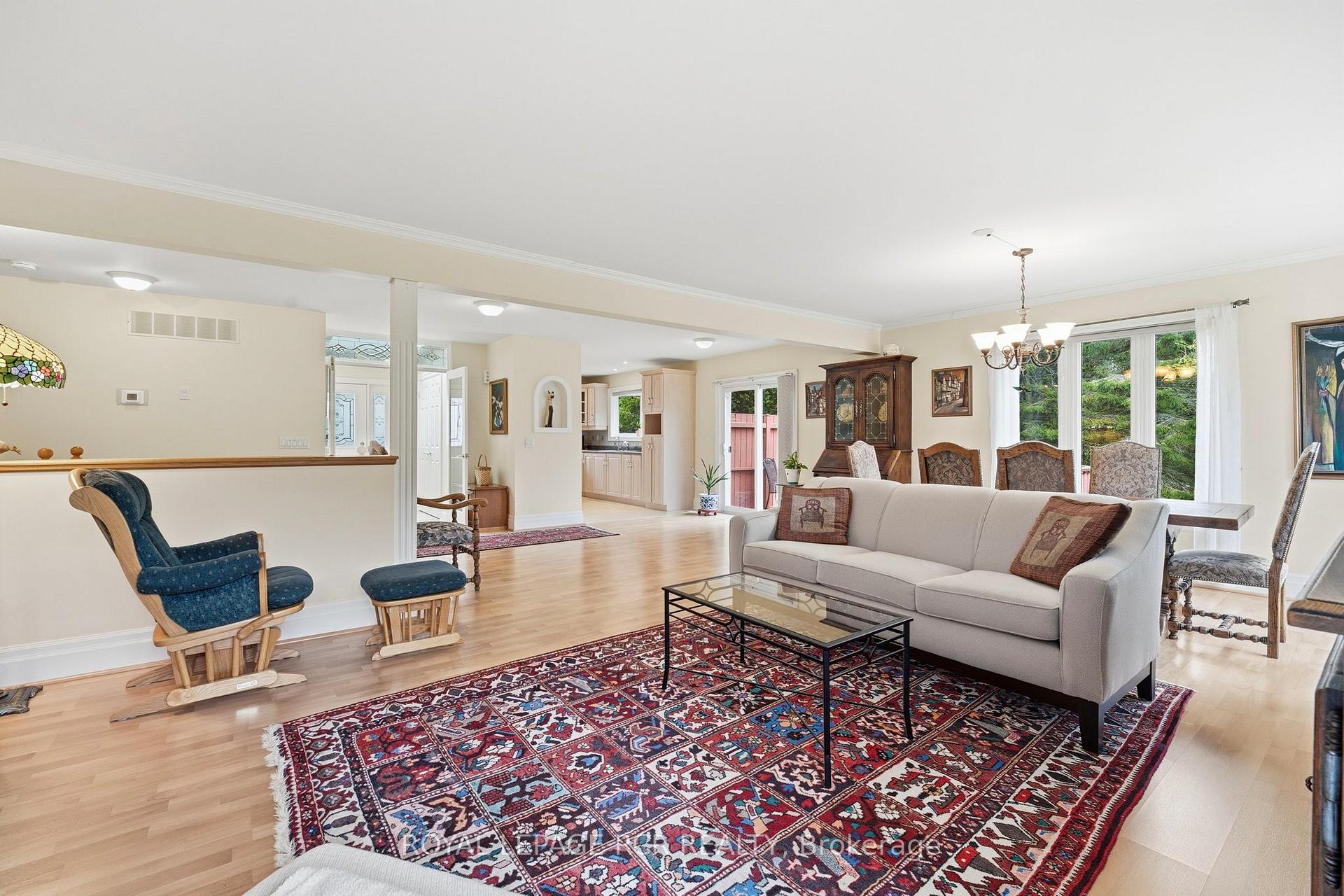 Photo 13 of Unit 1, 28 Reddington Drive, Caledon, Rural Caledon — HOMEH