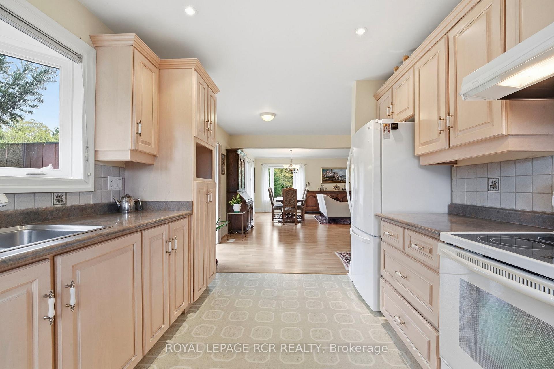 Photo 14 of Unit 1, 28 Reddington Drive, Caledon, Rural Caledon — HOMEH
