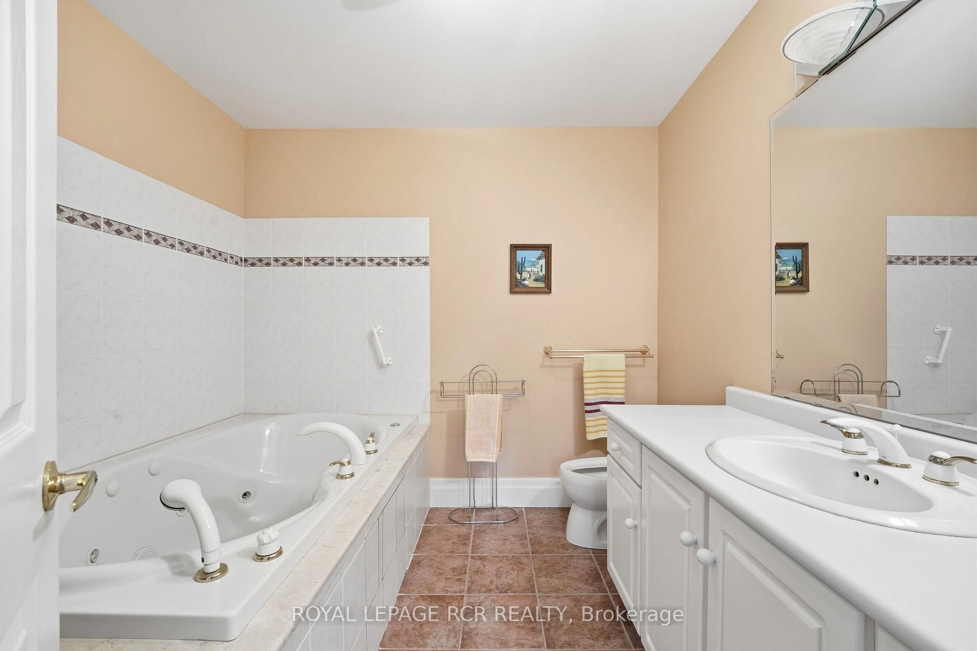 Photo 20 of Unit 1, 28 Reddington Drive, Caledon, Rural Caledon — HOMEH
