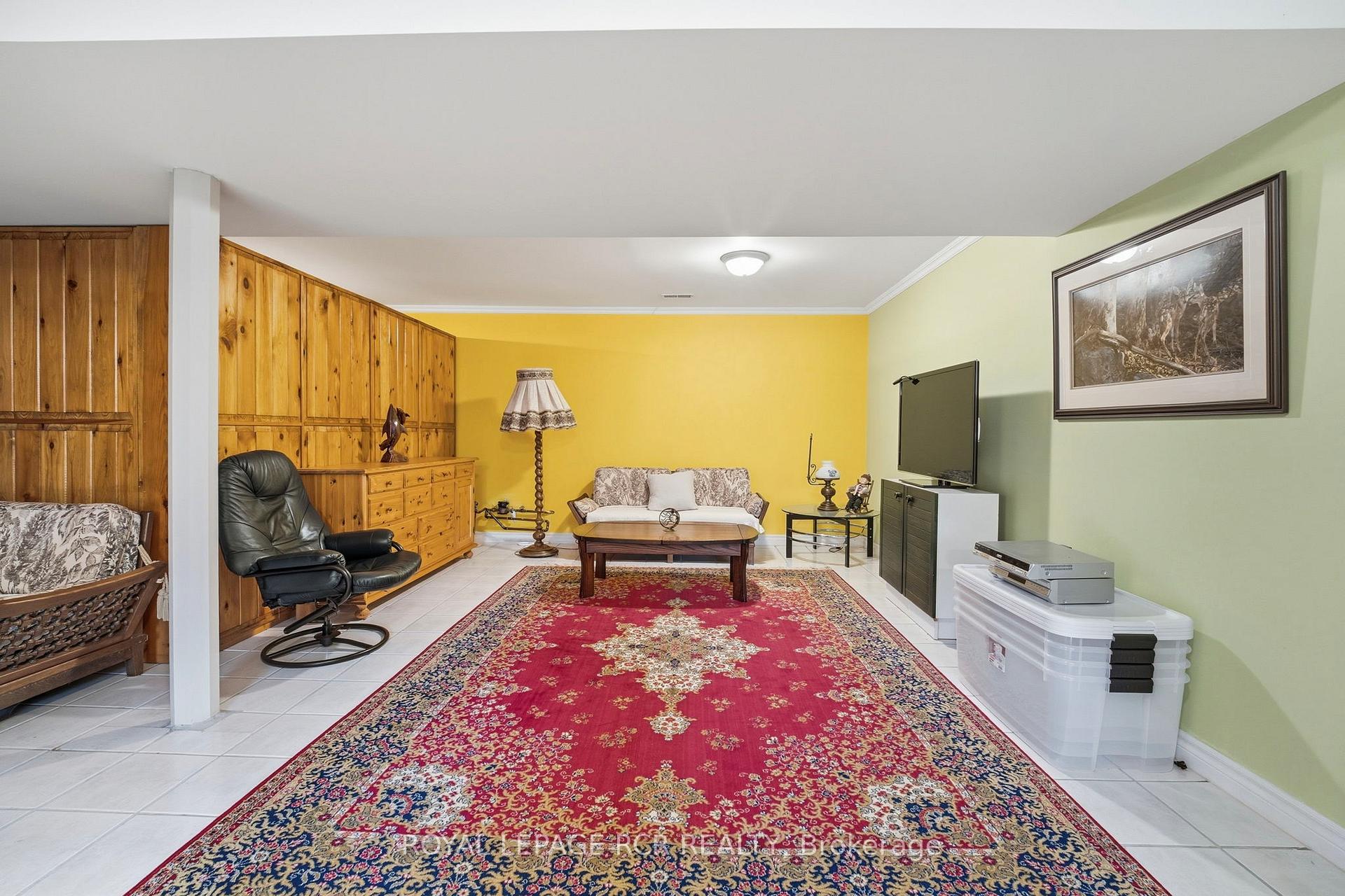 Photo 29 of Unit 1, 28 Reddington Drive, Caledon, Rural Caledon — HOMEH
