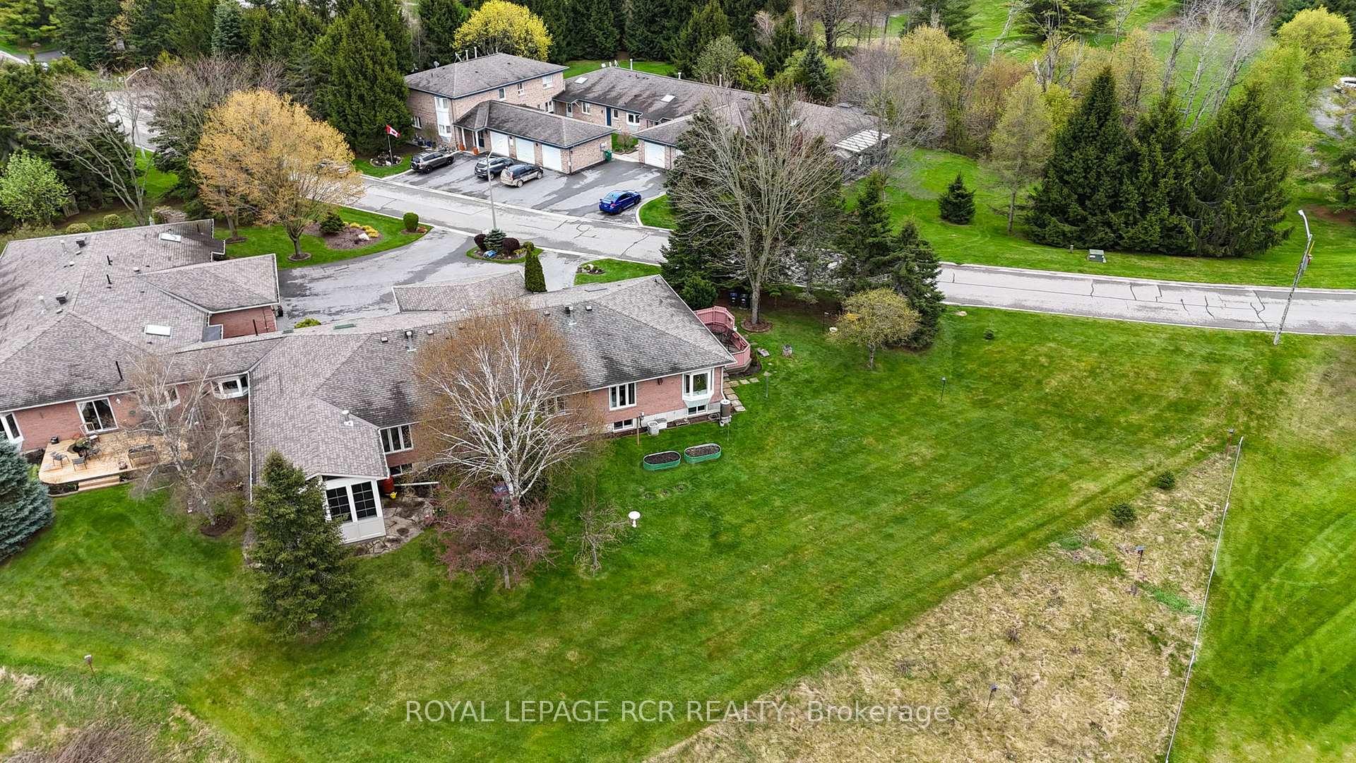 Photo 35 of Unit 1, 28 Reddington Drive, Caledon, Rural Caledon — HOMEH