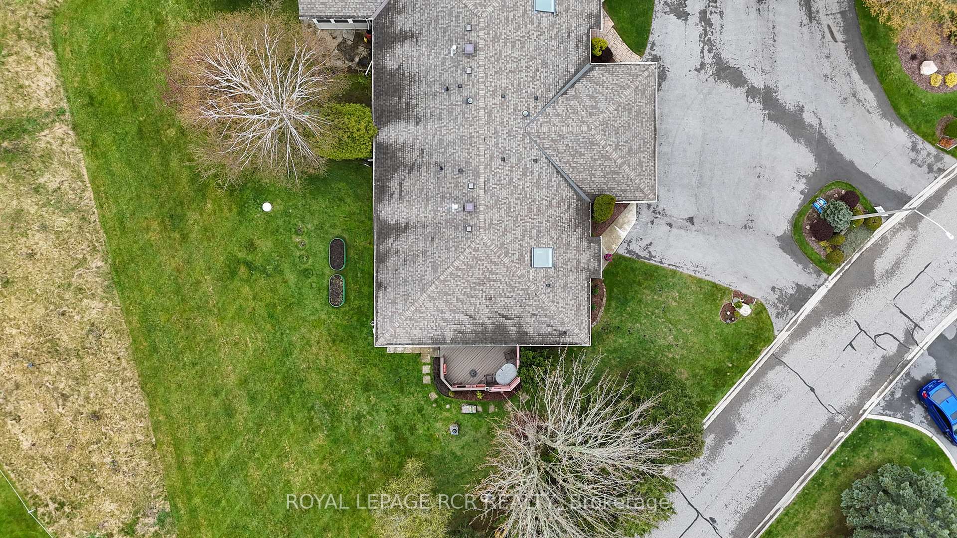 Photo 37 of Unit 1, 28 Reddington Drive, Caledon, Rural Caledon — HOMEH