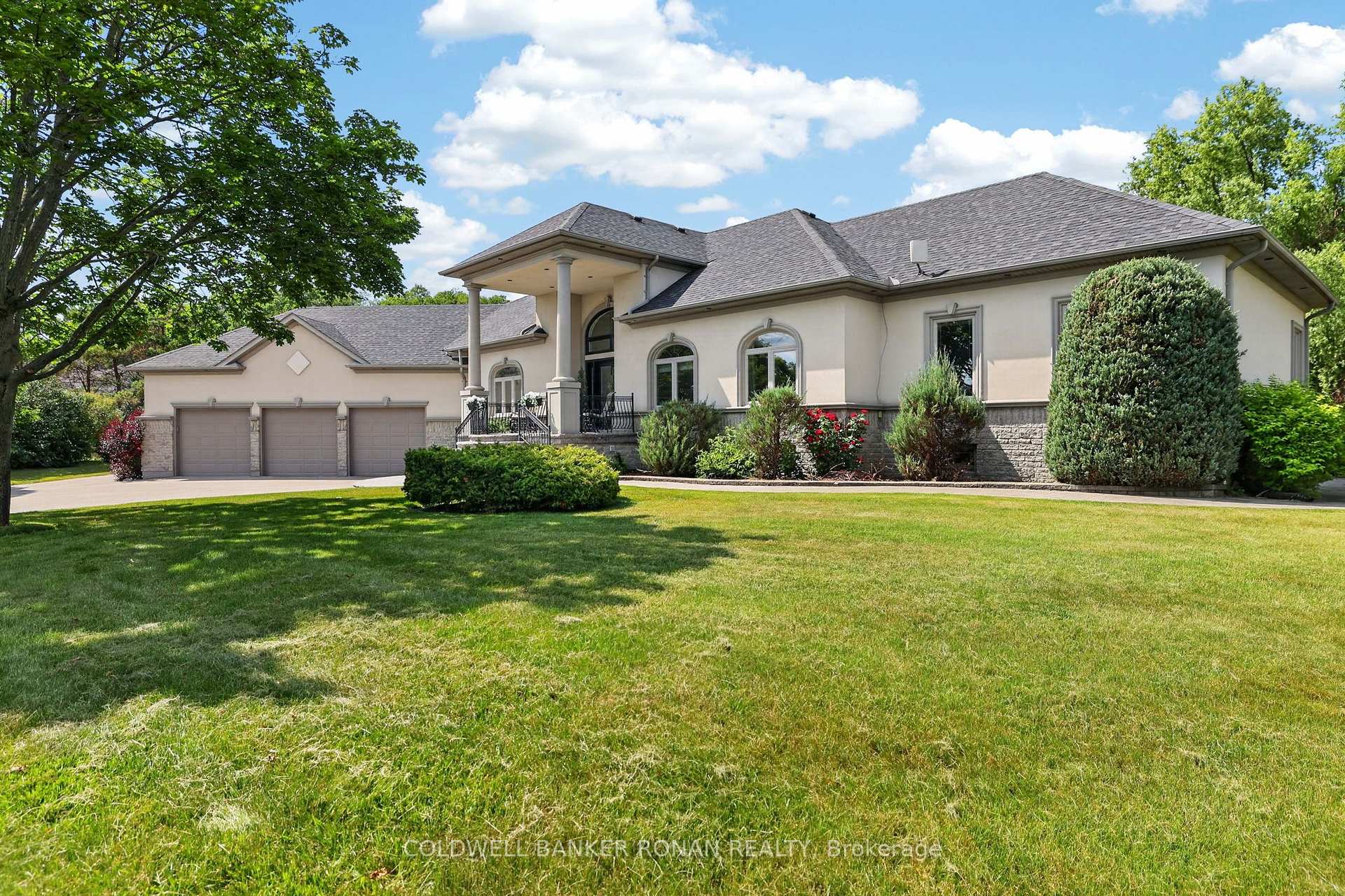 Photo 6 of 9 Moraine Place, Caledon, Palgrave — HOMEH