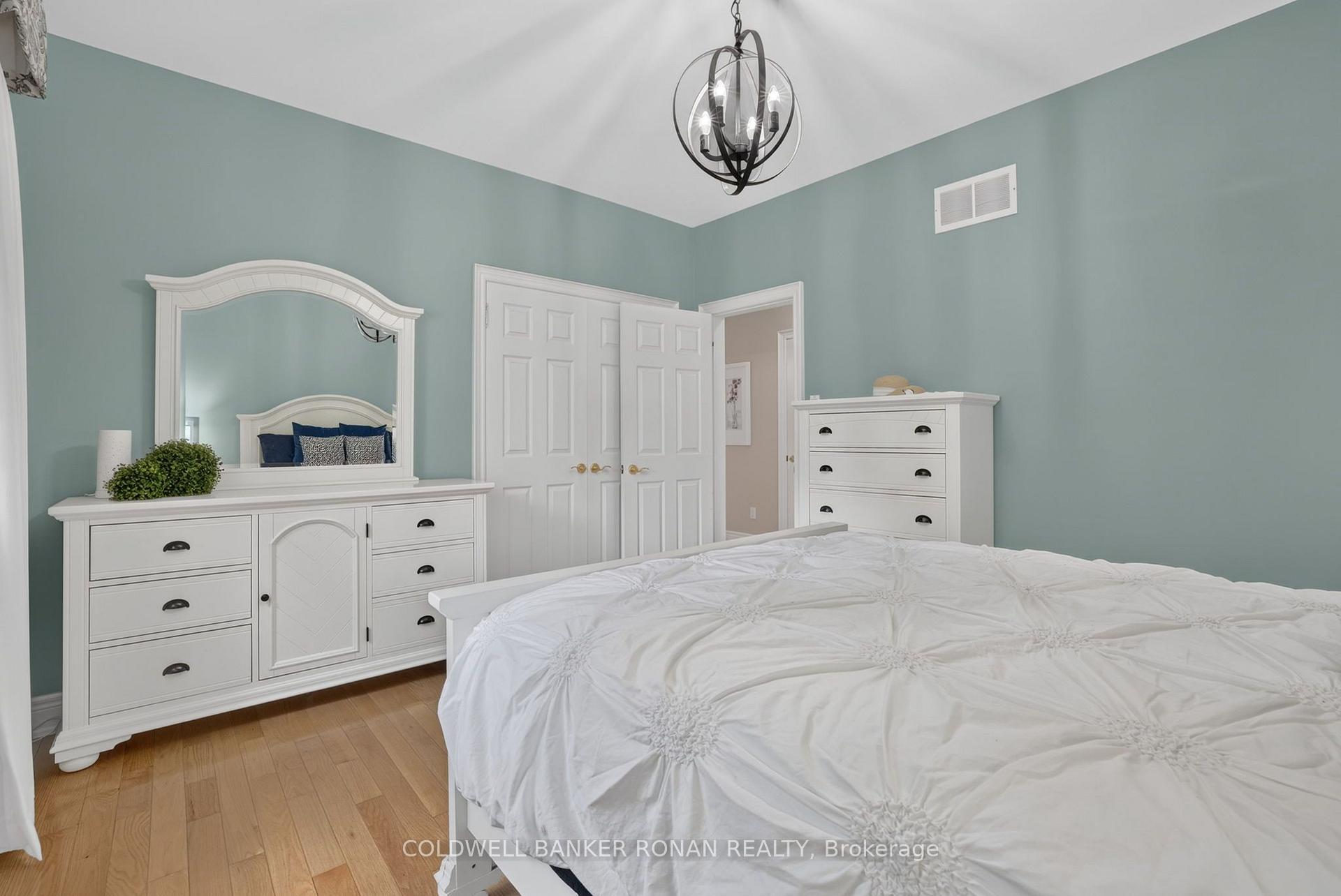 Photo 28 of 9 Moraine Place, Caledon, Palgrave — HOMEH