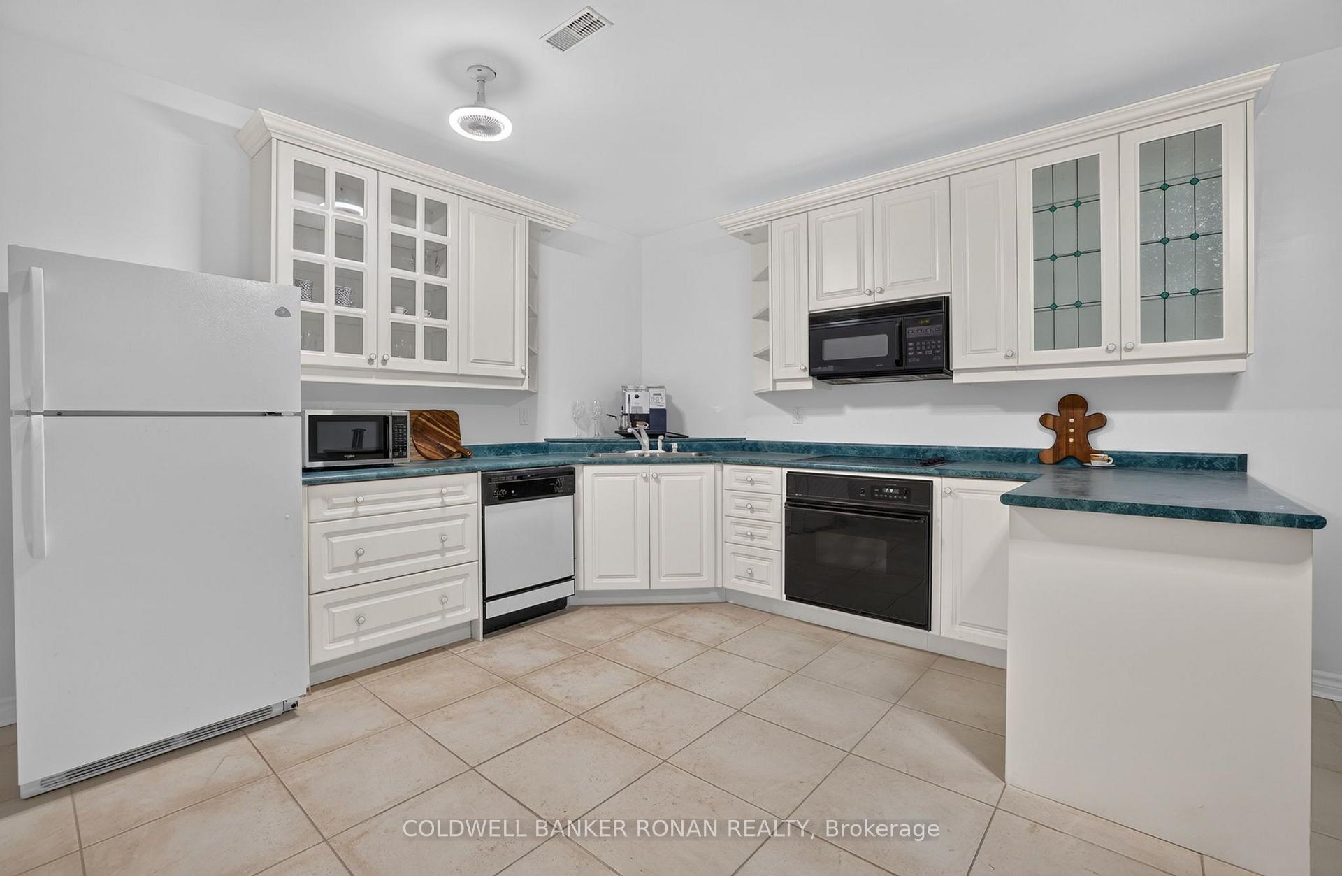 Photo 33 of 9 Moraine Place, Caledon, Palgrave — HOMEH